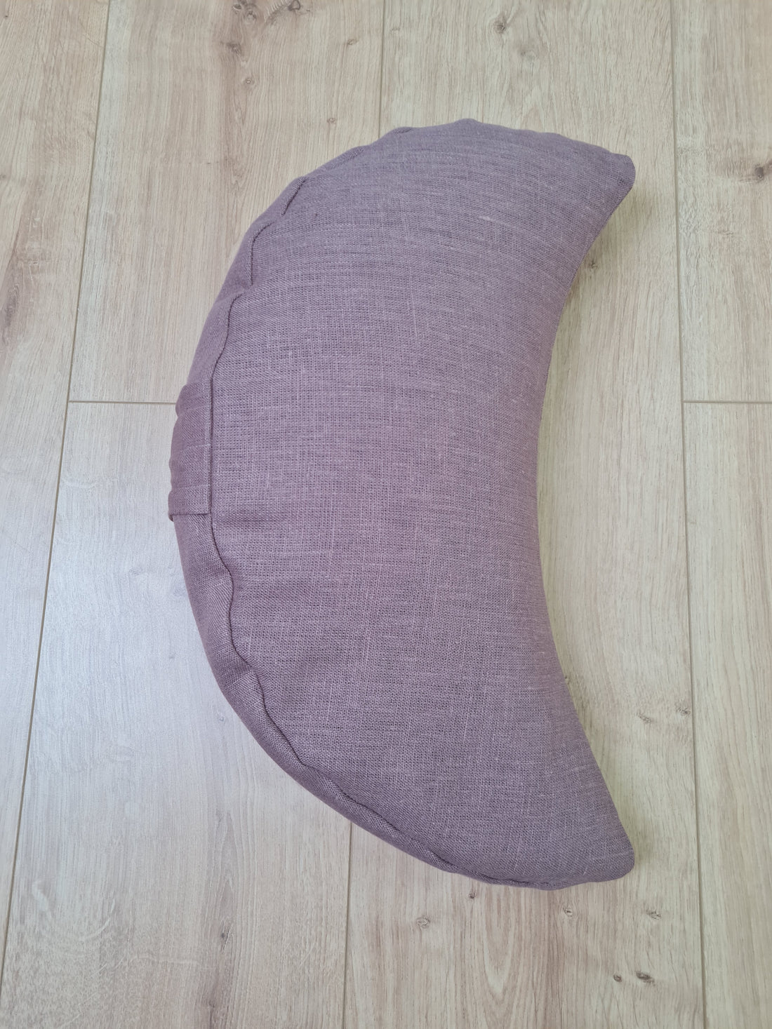 Linen Meditation Cresсent Cushion filled Buckwheat Hulls Yoga Crescent pillow