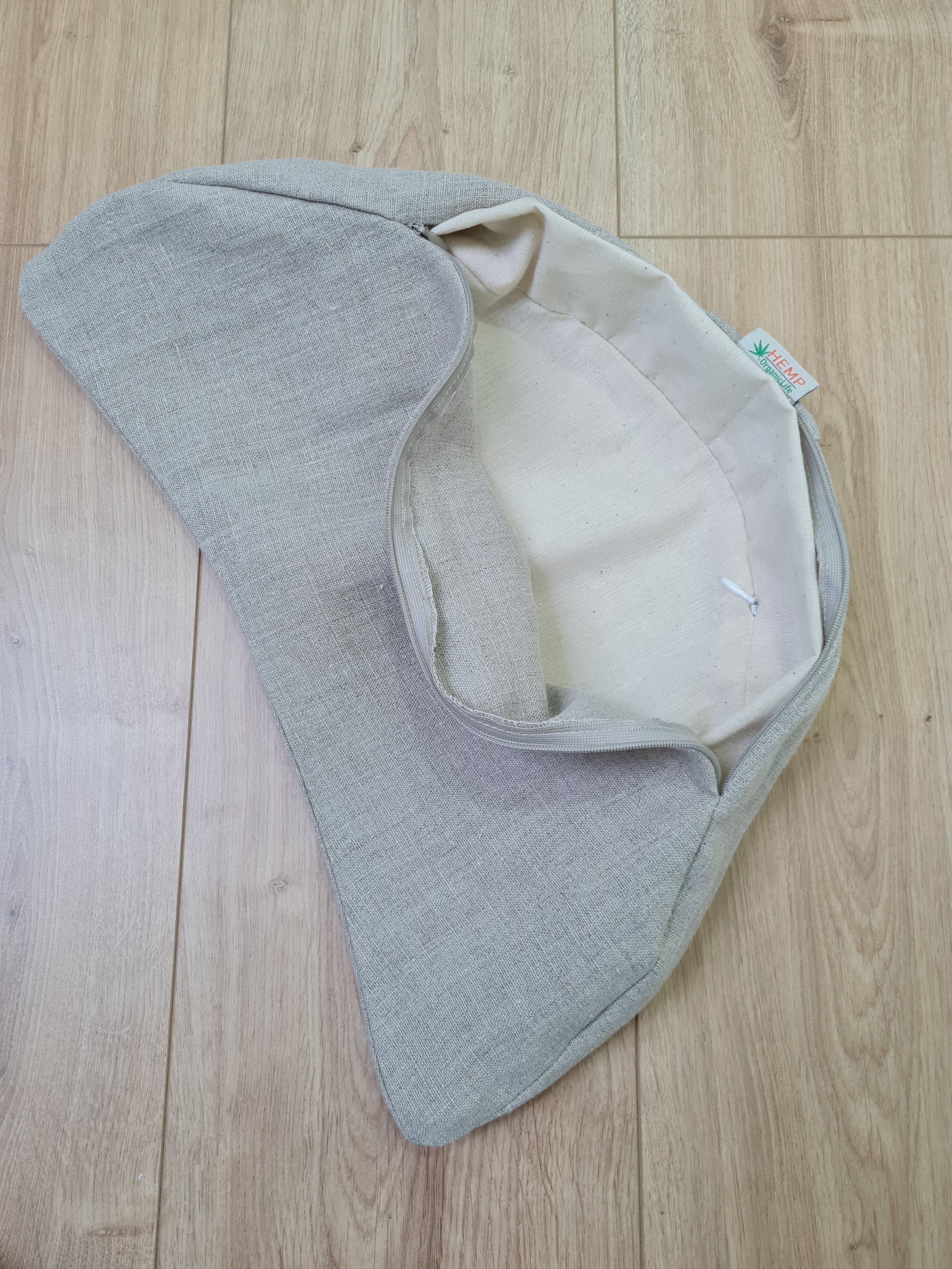 Cotton non-dyed inner cover with zipper for Crescent cushion