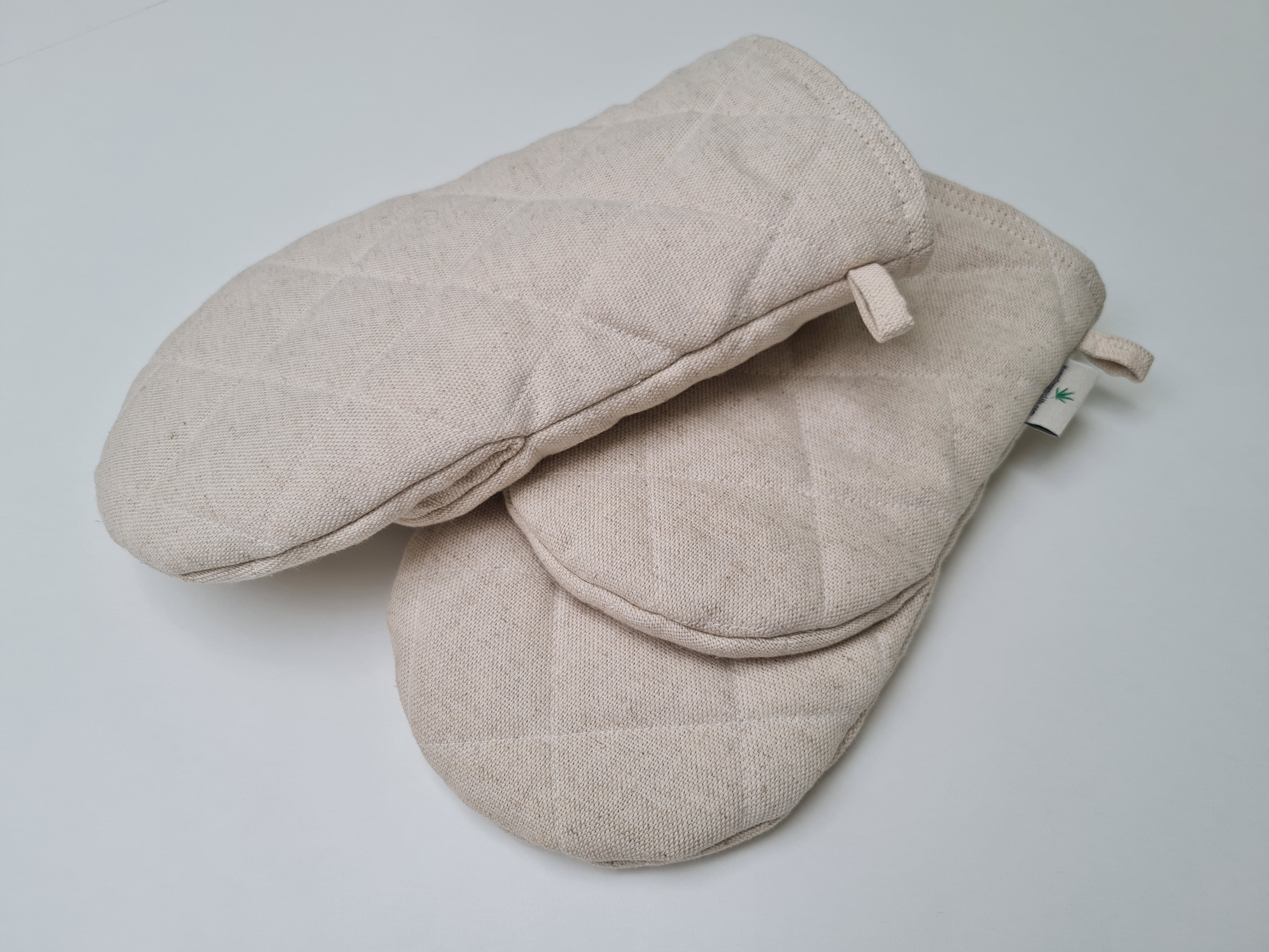 Natural Hemp Linen Oven Mitt and Pot Holder Set Filled unique Hemp fiber filling Pot holders Gloves Housewarming gift