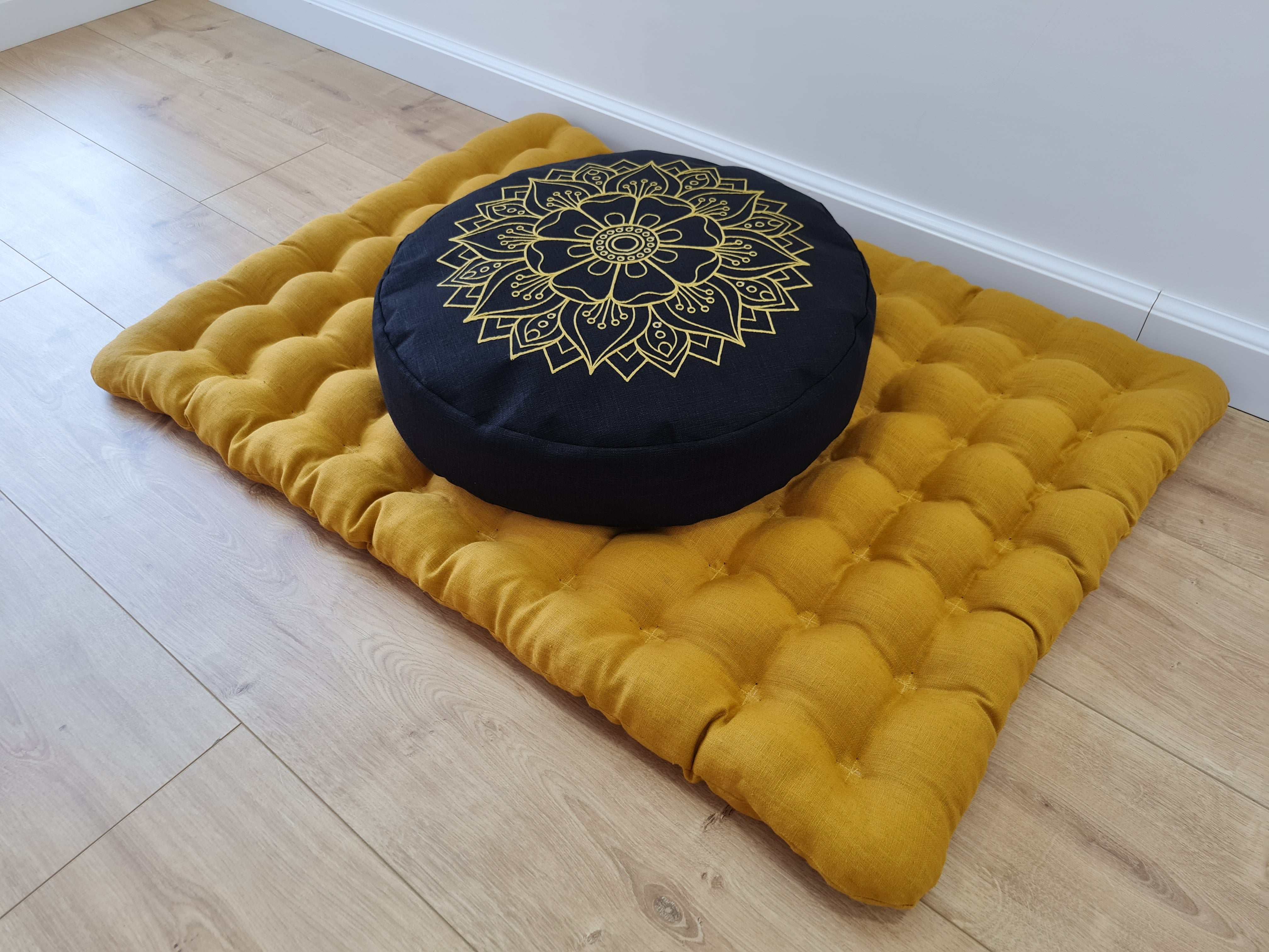 Embroidery Meditation Set Zafu & Zabuton with Buckwheat hulls Mandala Linen Floor cushions Meditation pillow pouf PillowSeat Yoga