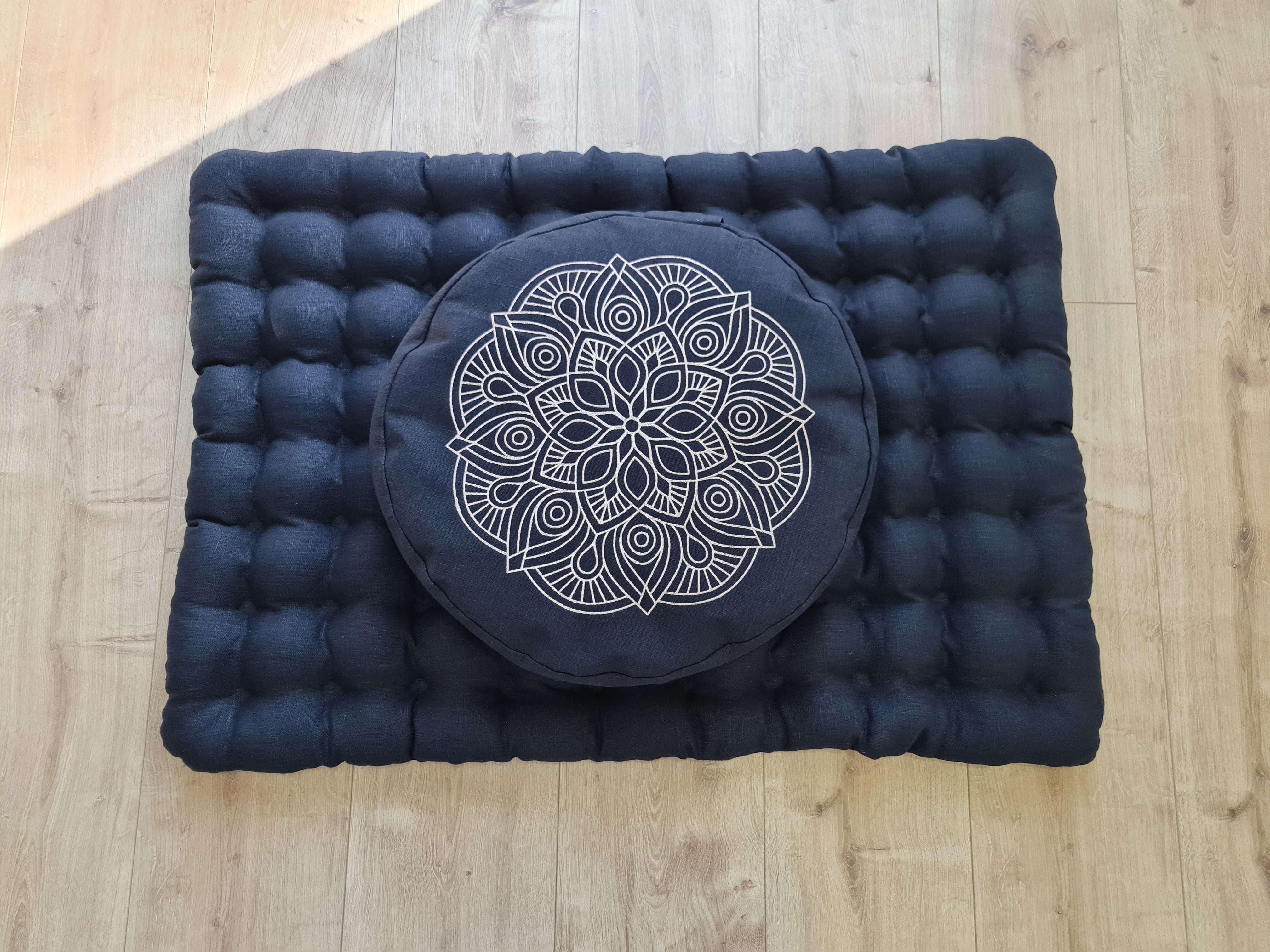 Embroidery Zafu Linen floor cushion with Buckwheat hulls /Organic Meditation cushion/ pillow seat/Meditation pillow for Yoga studio