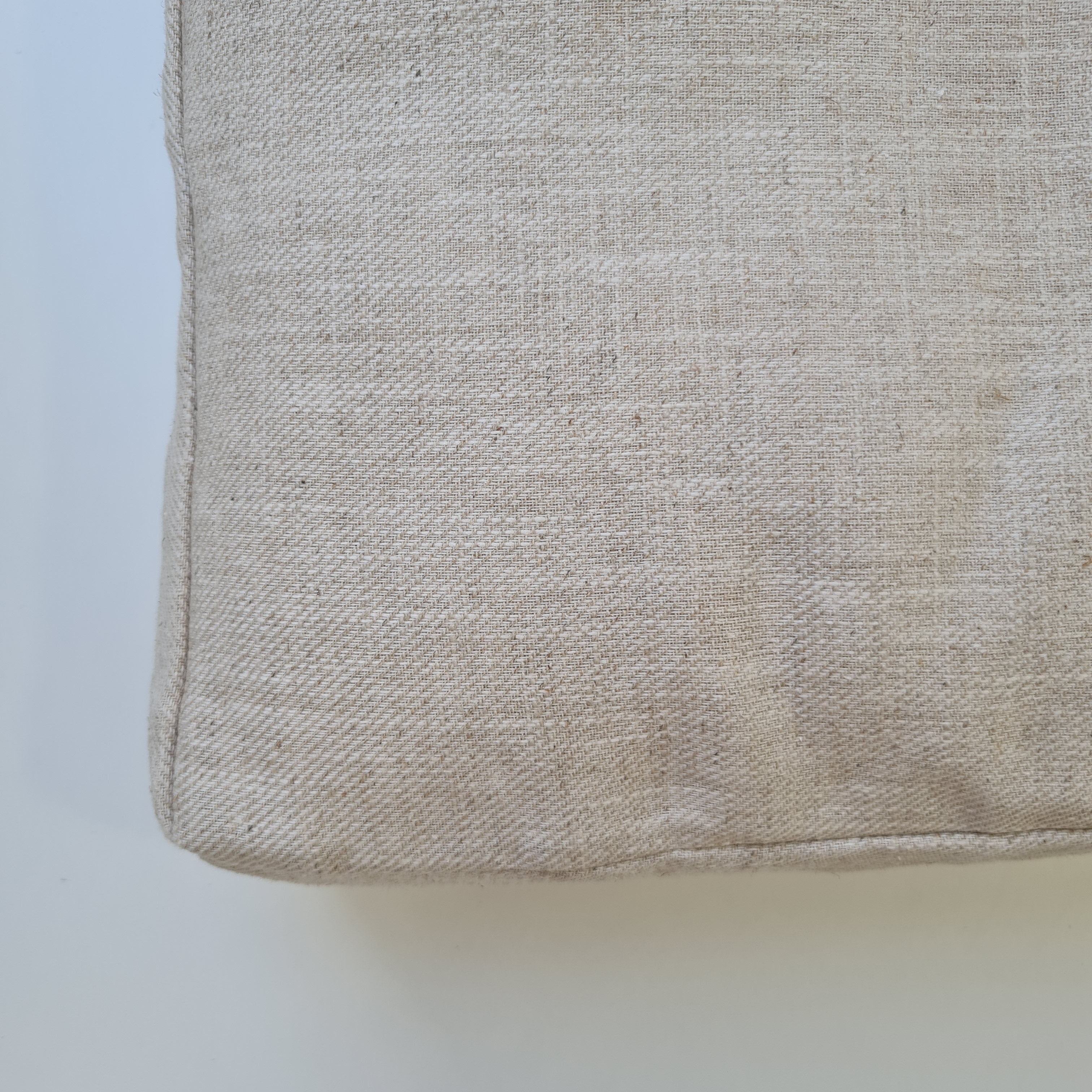 Hemp Linen Pet Mat Pad Cushion with Removable Linen Cover organic hemp fiber filler in non-dyed beige greylinen fabric