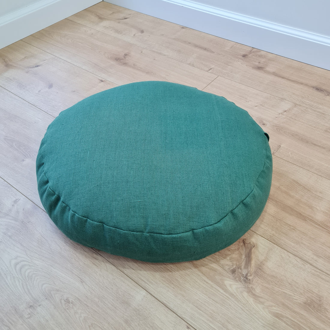 D 16.5"x H 3.15" (D 42 x H 8 cm) Zafu Green Linen floor cushion with Buckwheat hulls /Organic Meditation cushion/buckwheat