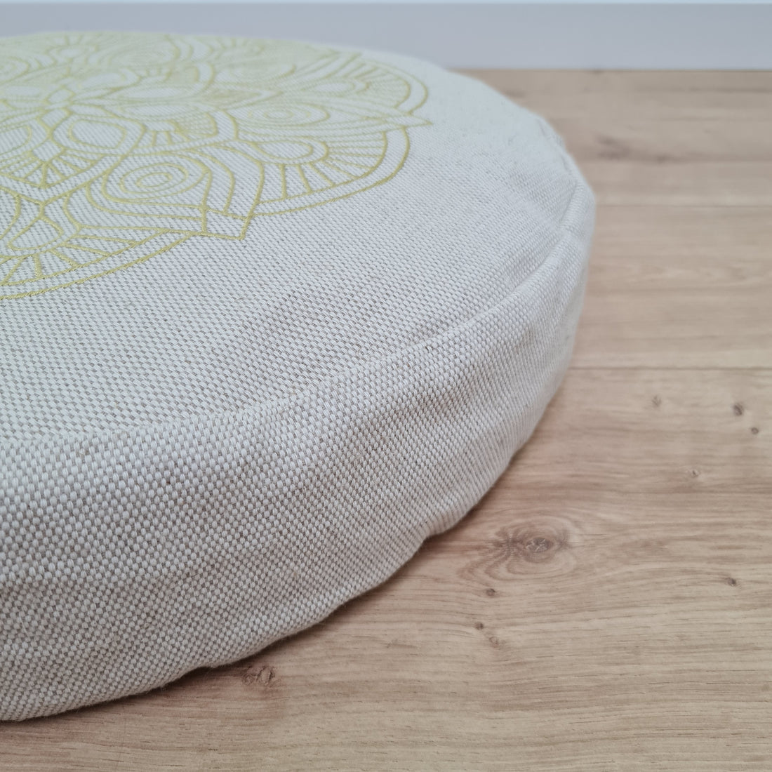 D16.5"x3.15"(42x8cm) Embroidery linen Zafu with cotton linner floor cushion with Buckwheat hulls /Organic Meditation cushion
