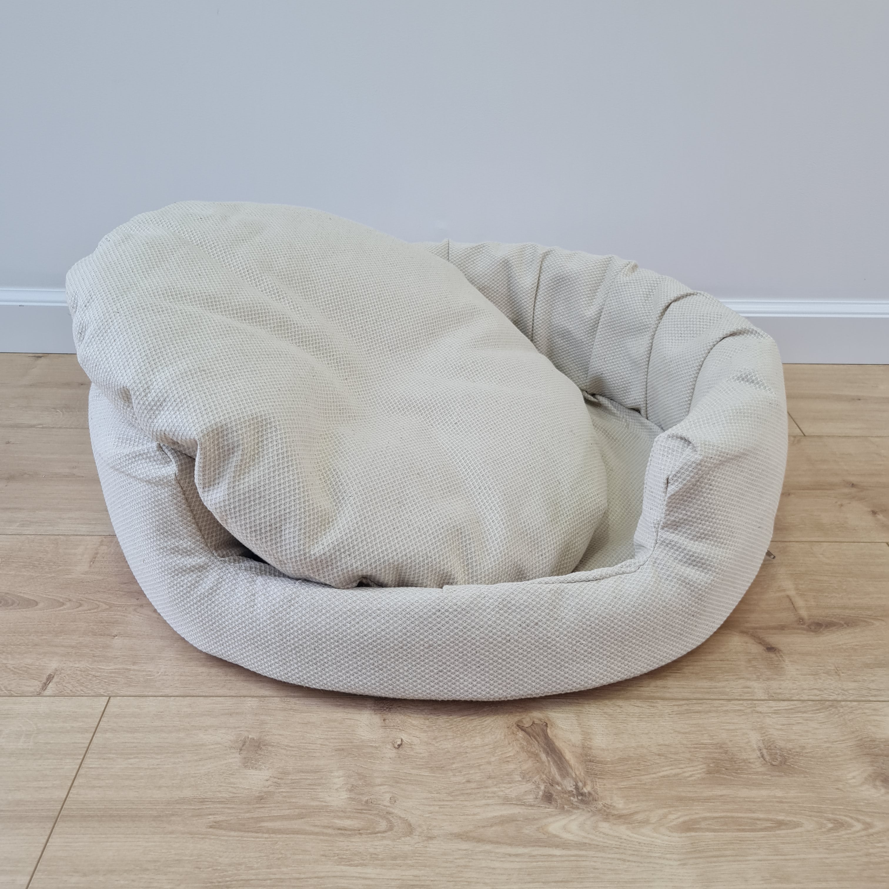 Unique Round Hemp Linen Pet Bed Cot with Removable Washable Natural Non-dyed Linen Cover Filled Organic Hemp Fiber house eco-friendly Gift