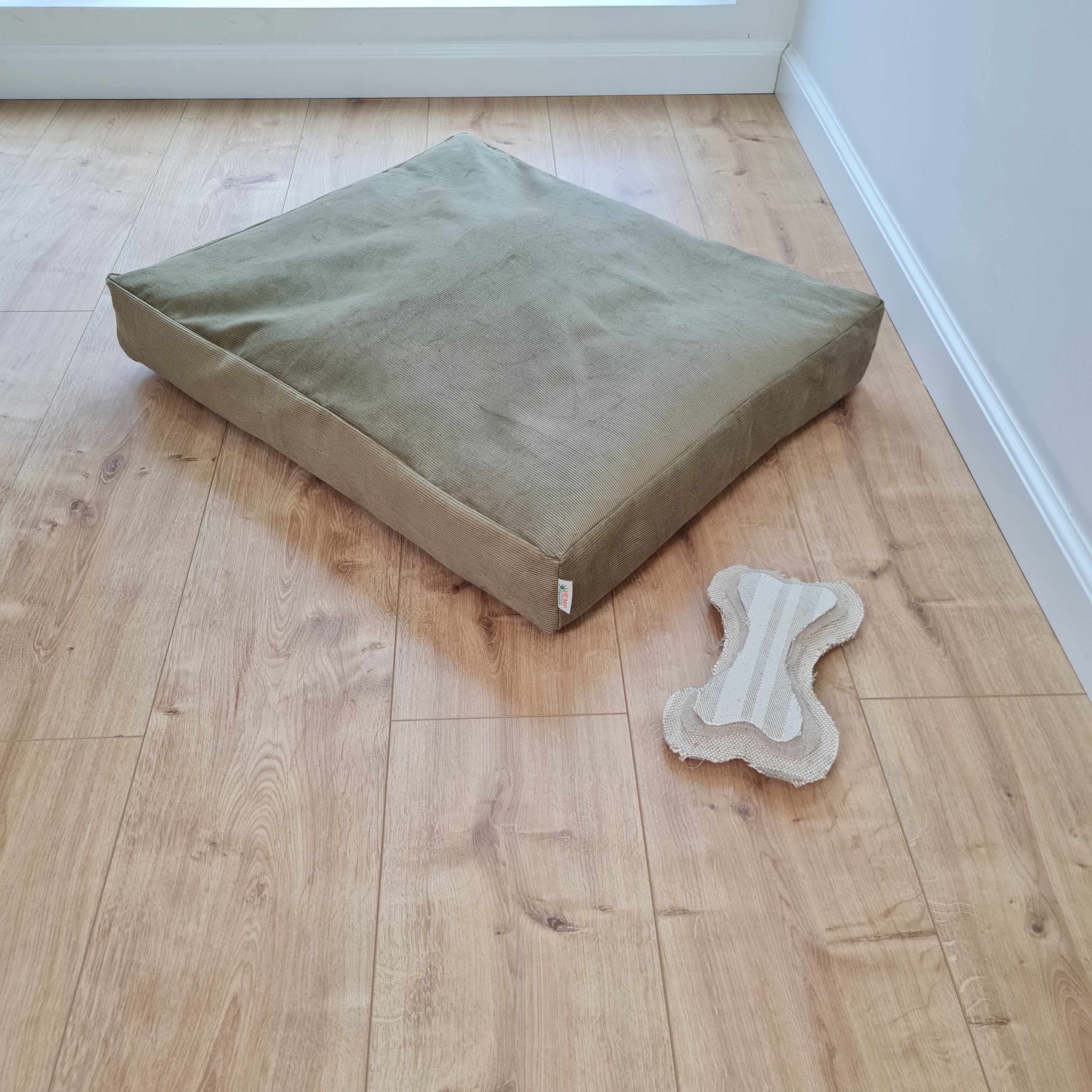 Hemp Pet Mat Pad Cushion Removable Washable Cotton Cover Organic Hemp Fiber Filler in Natural Cotton Fabric Padded Dog