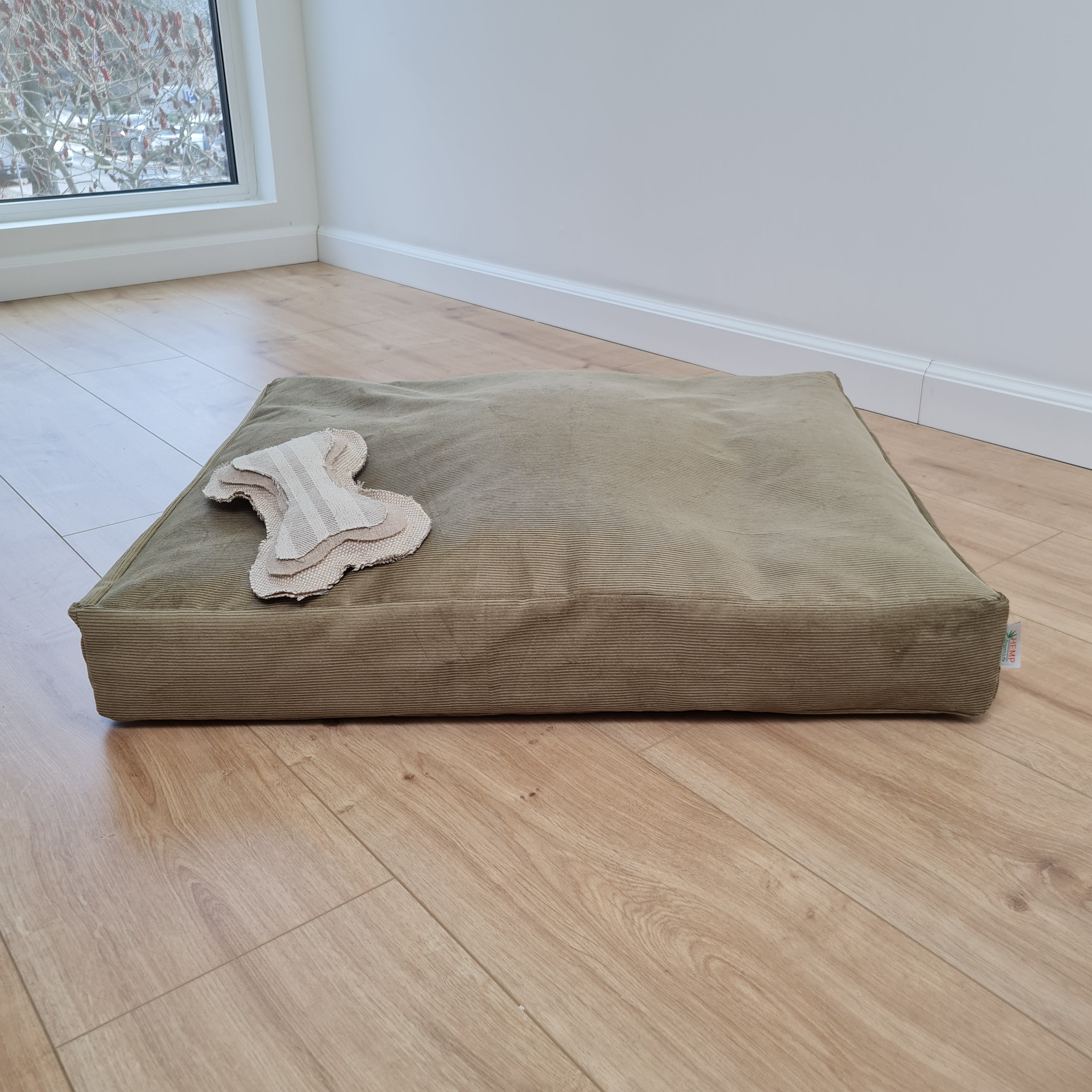 Hemp Pet Mat Pad Cushion Removable Washable Cotton Cover Organic Hemp Fiber Filler in Natural Cotton Fabric Padded Dog