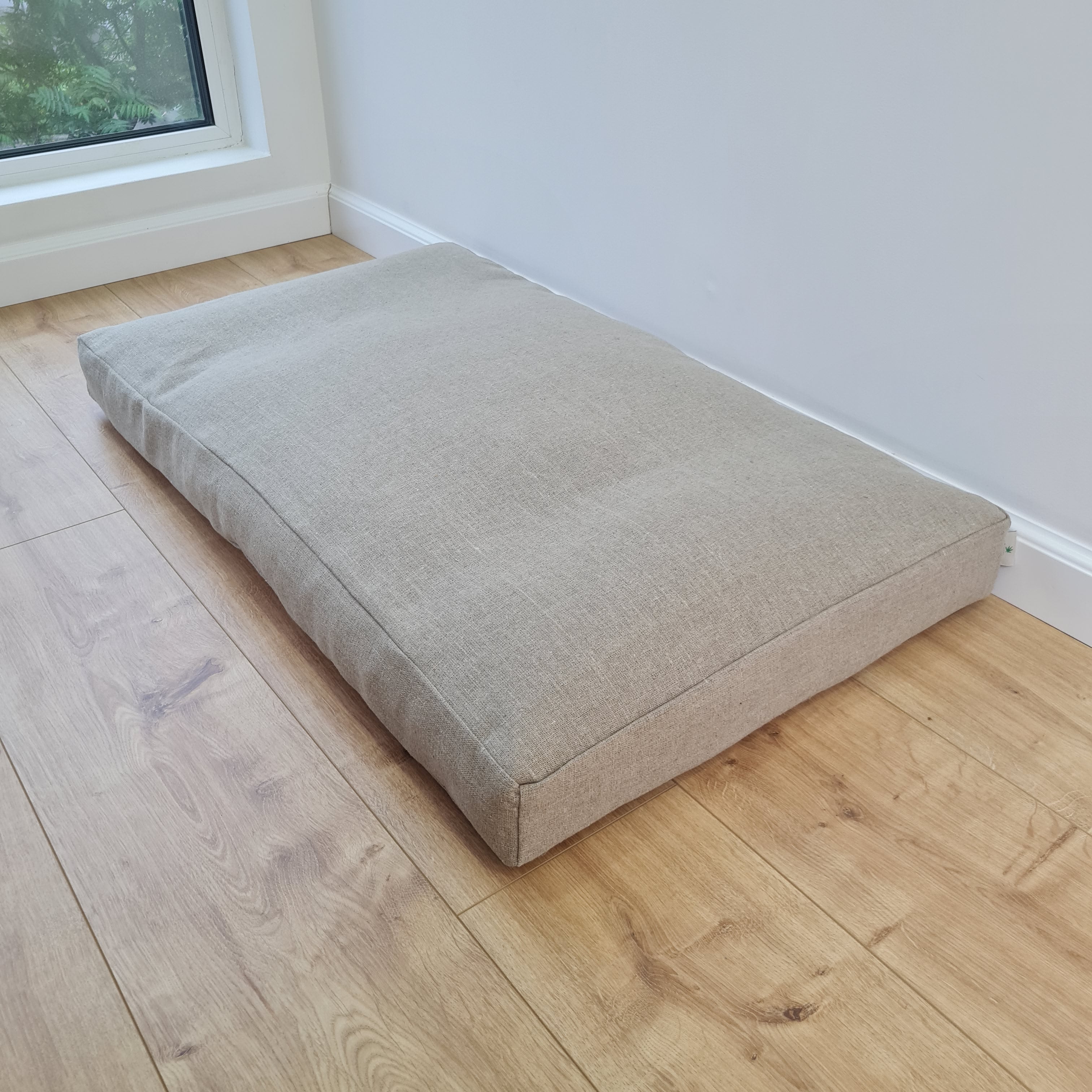 Natural Hemp Linen Pet Mat Pad Cushion with Removable non-dyed grey Linen Cover organic hemp fiber filler in non-dyed linen fabric