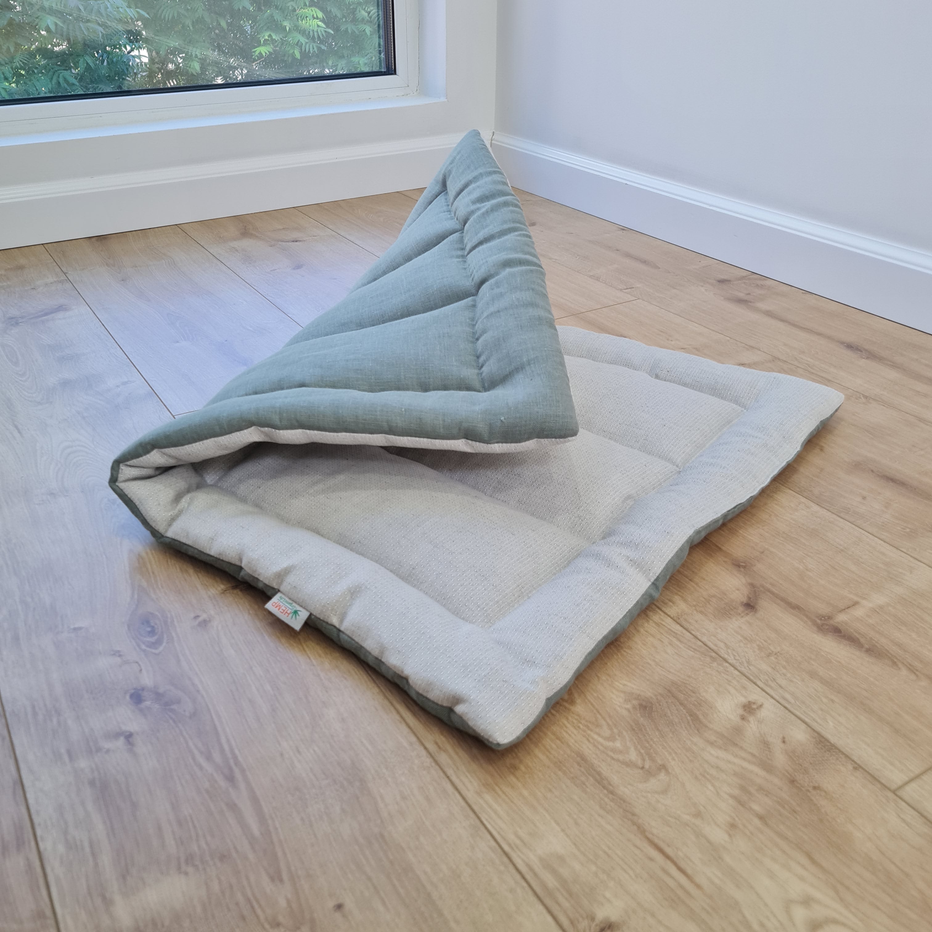 20"x27" (50x70cm) Unique HEMP pet mat carpet filled HEMP Fiber/dog mat pad/ cat mat/organic dog mat pad/organic cat/ pet blanket