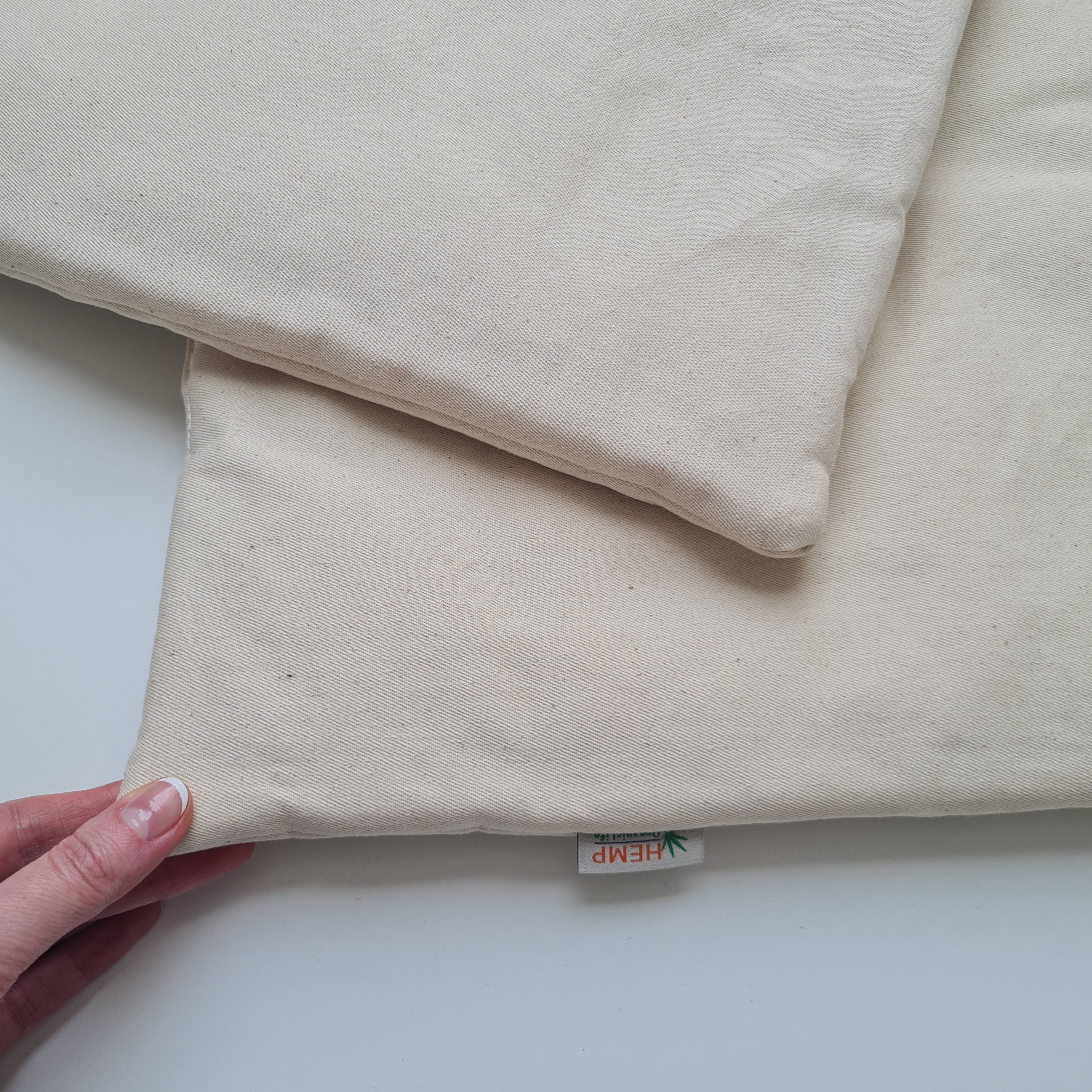18" x 18" (45x45cm) Hemp cotton seat Cushion for chair without ties filled organic hemp fiber in natural cotton fabric