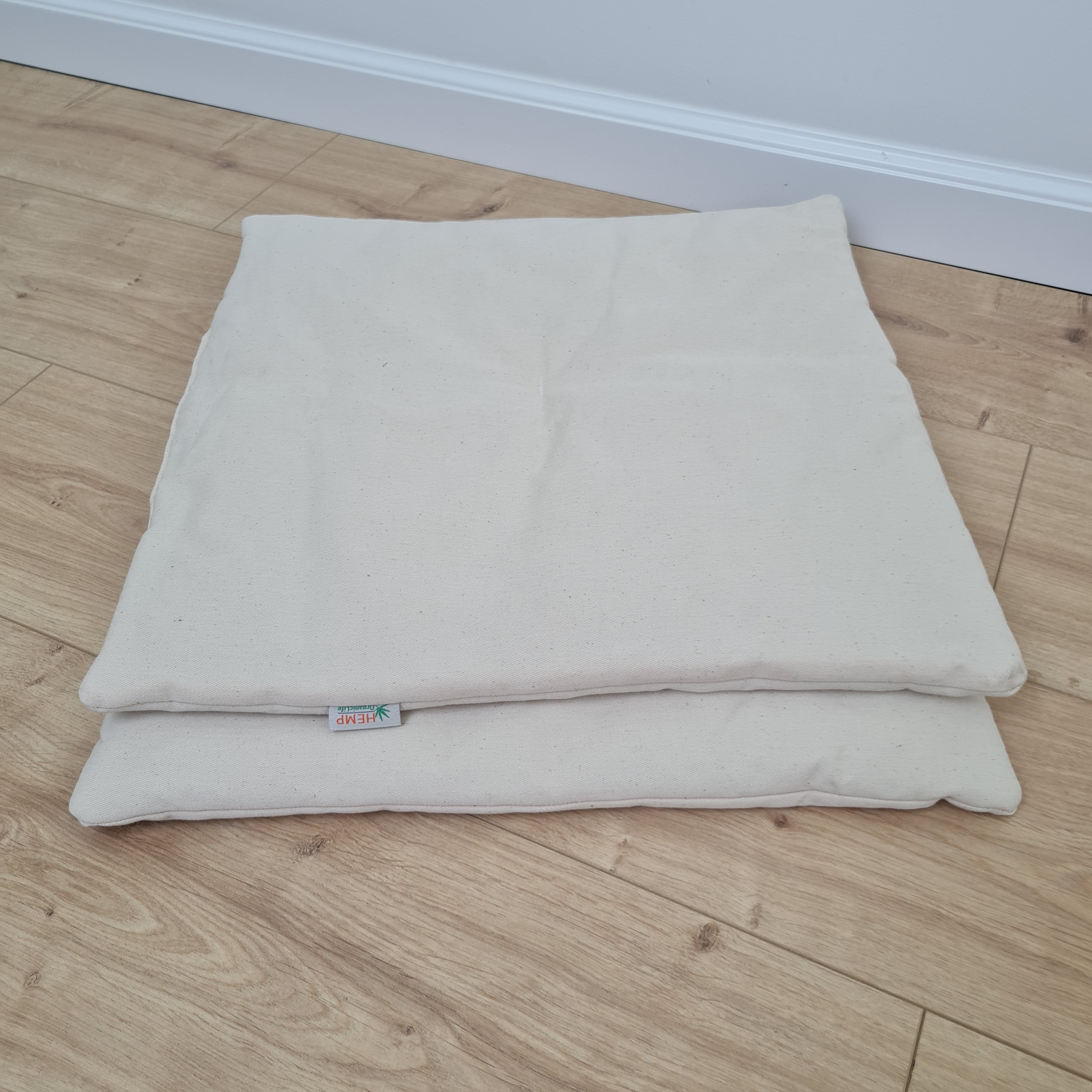 18" x 18" (45x45cm) Hemp cotton seat Cushion for chair without ties filled organic hemp fiber in natural cotton fabric
