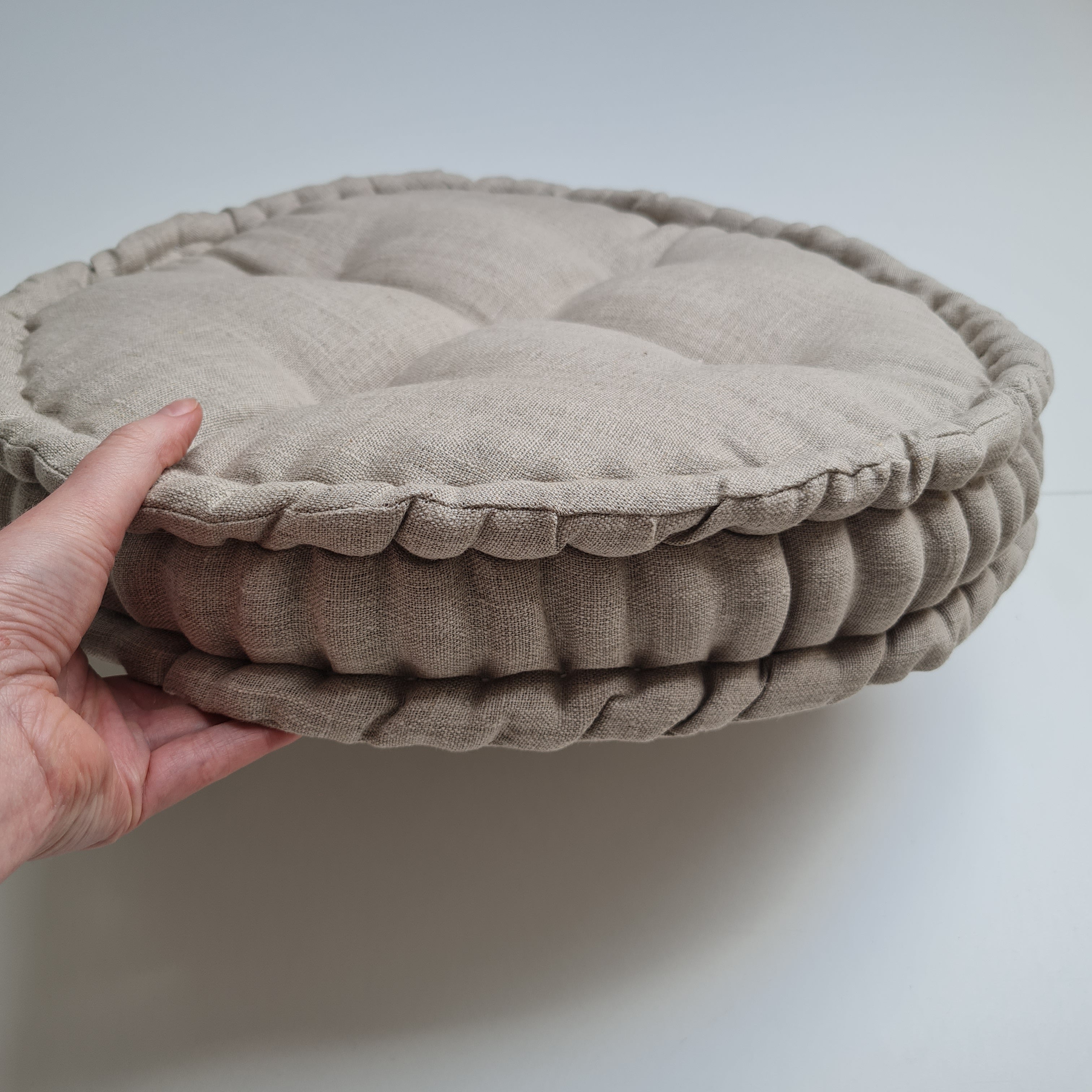 D16.5" (42 cm) Round Hemp Cushion filled Hemp Fiber in natural Linen fabric organic Floor Chair cushion Meditation pillow