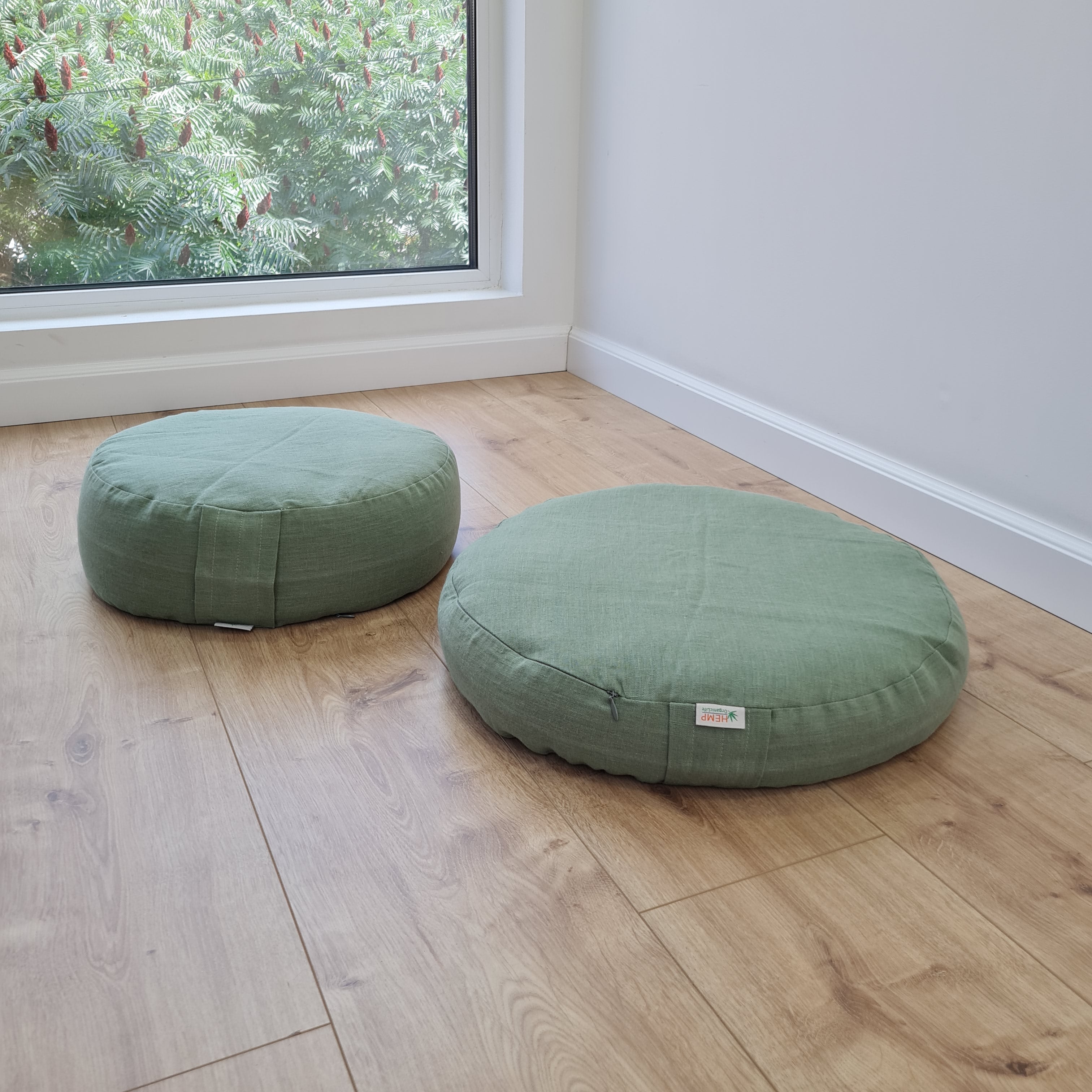 Zafu Linen floor cushion with Buckwheat hulls /Organic Meditation cushion/buckwheat