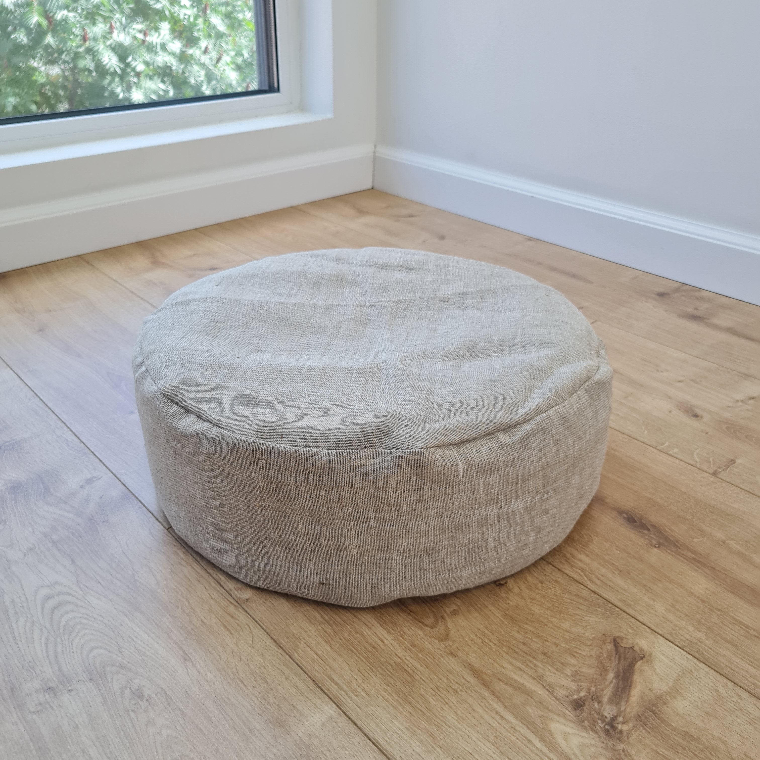 Zafu Linen floor cushion with Buckwheat hulls /Organic Meditation cushion/buckwheat