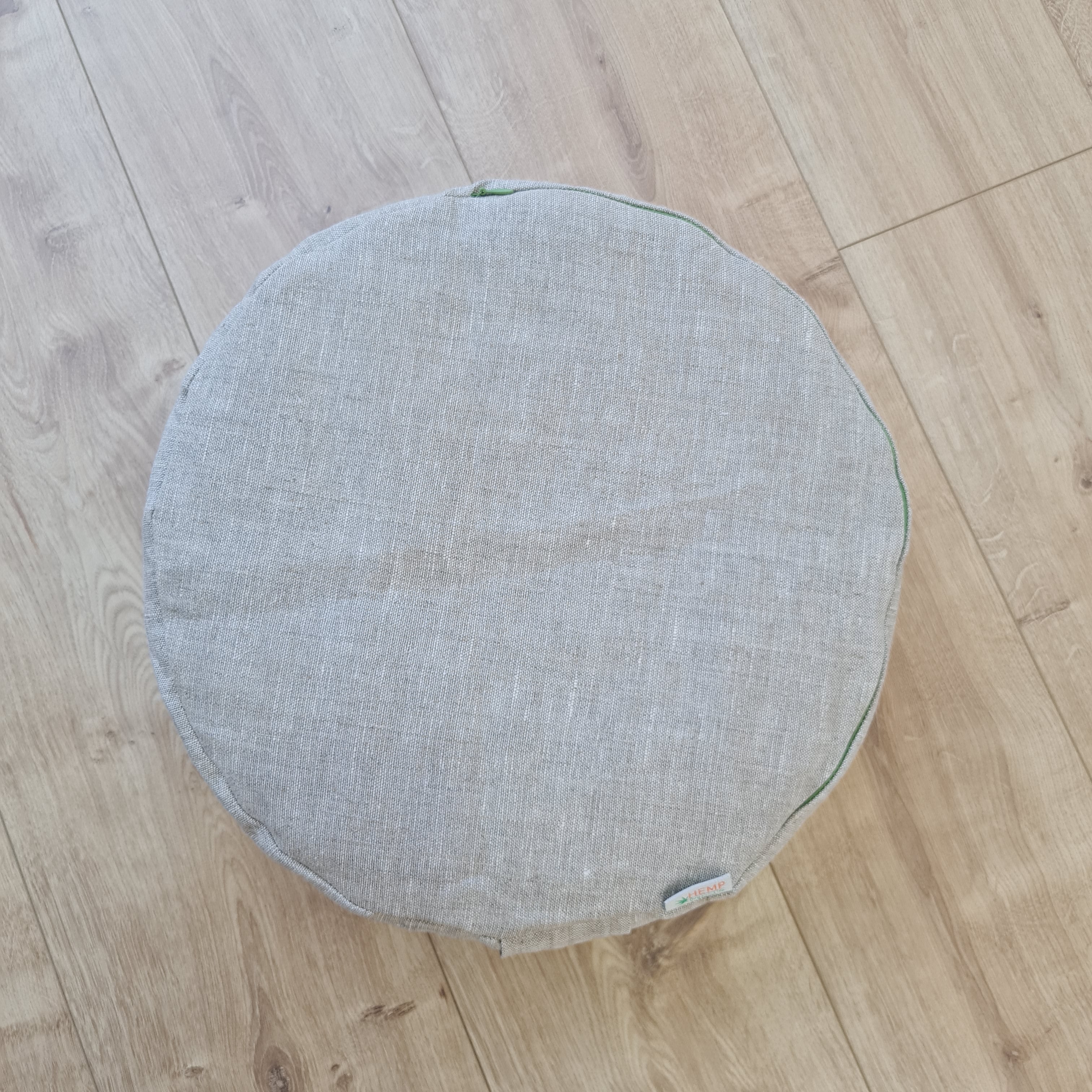 Zafu Linen floor cushion with Buckwheat hulls /Organic Meditation cushion/buckwheat