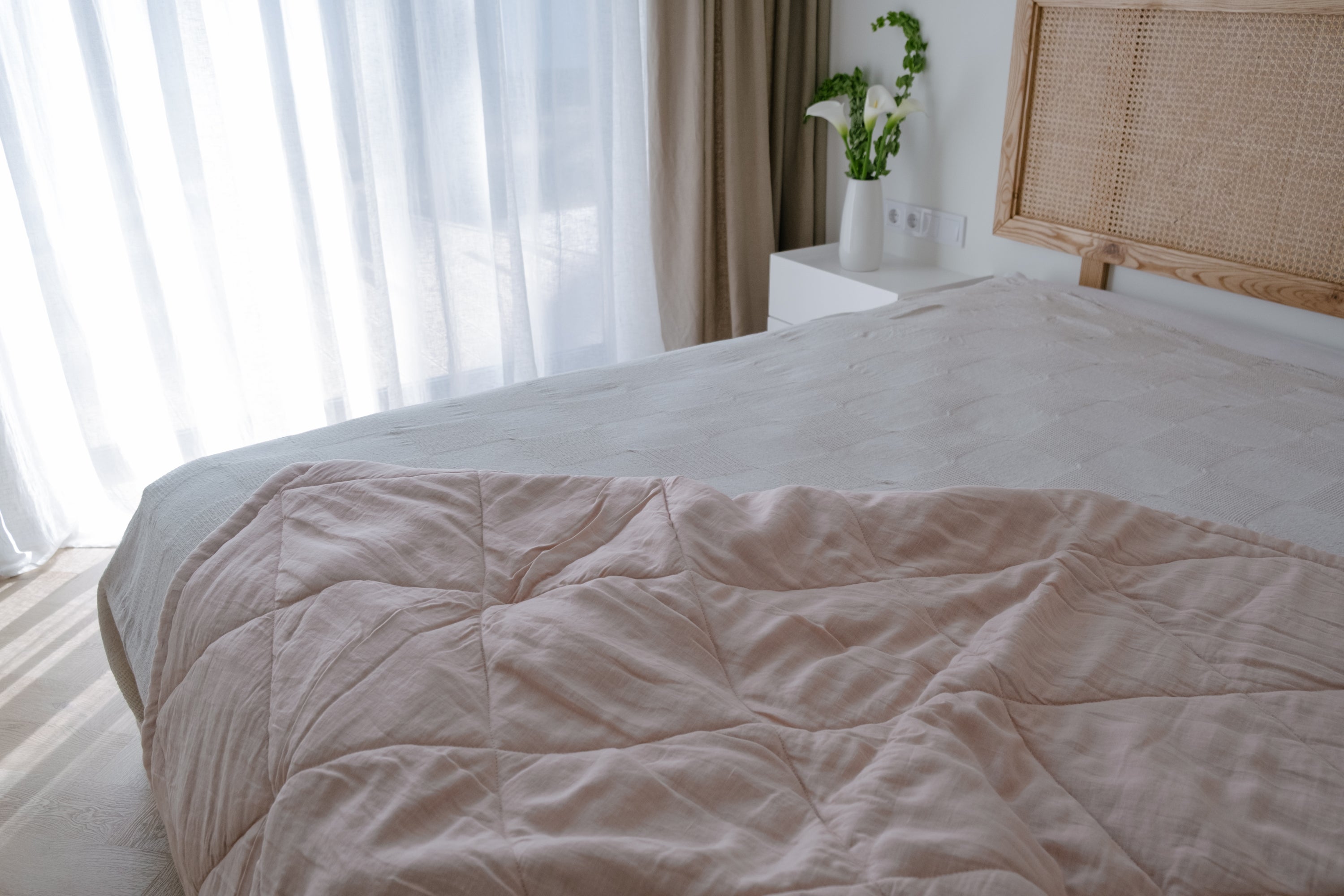 HEMP Linen viscose Blanket organic Hemp fiber filling in Natural Tender Peach Linen viscose Fabric cozy organic hand made Quilted blanket
