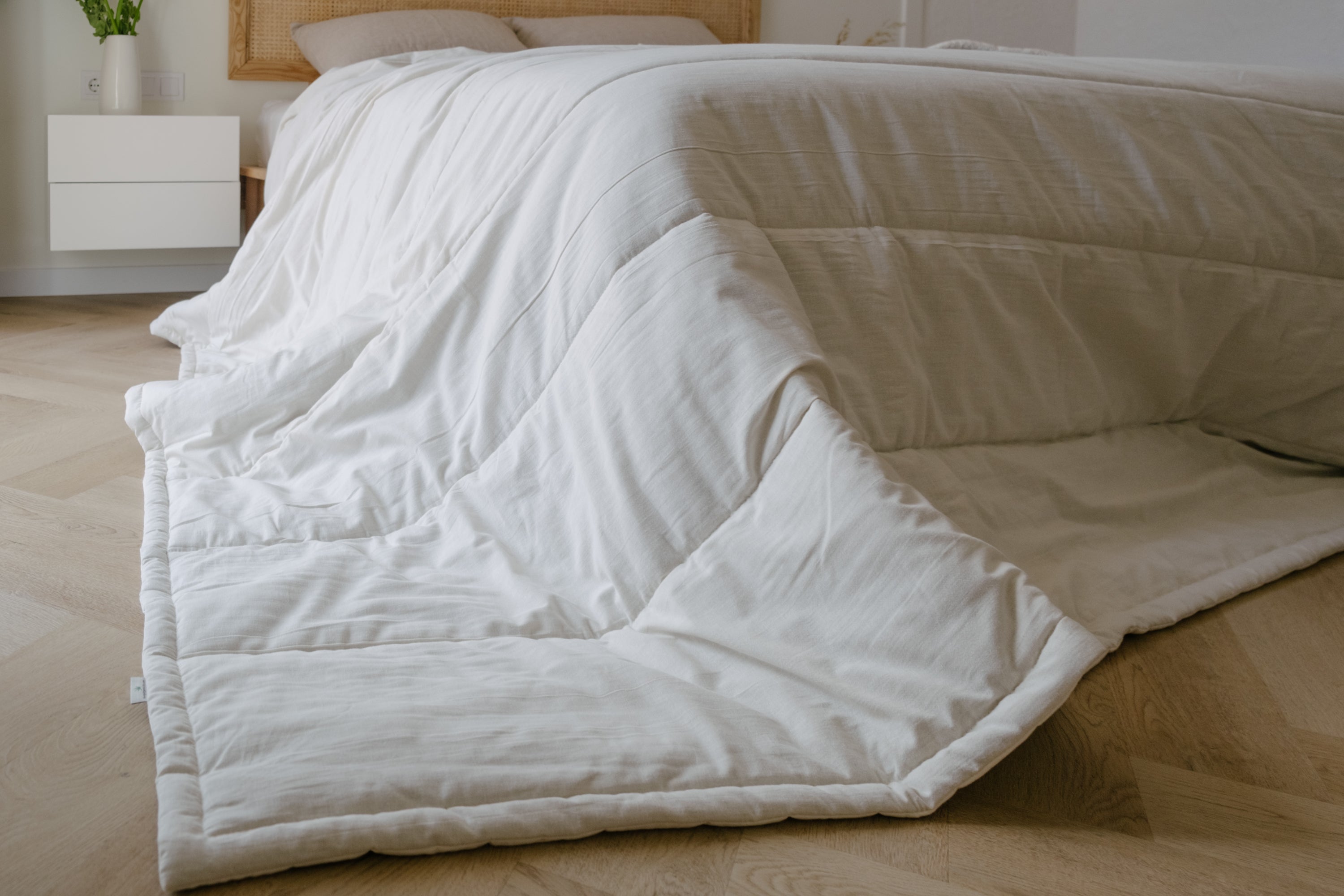 Hemp Summer Blanket 200gsm – Hemp Fiber filled Lightweight Comforter, Soft Washed Cotton Milk Color, Breathable Natural Bedding, Quilt