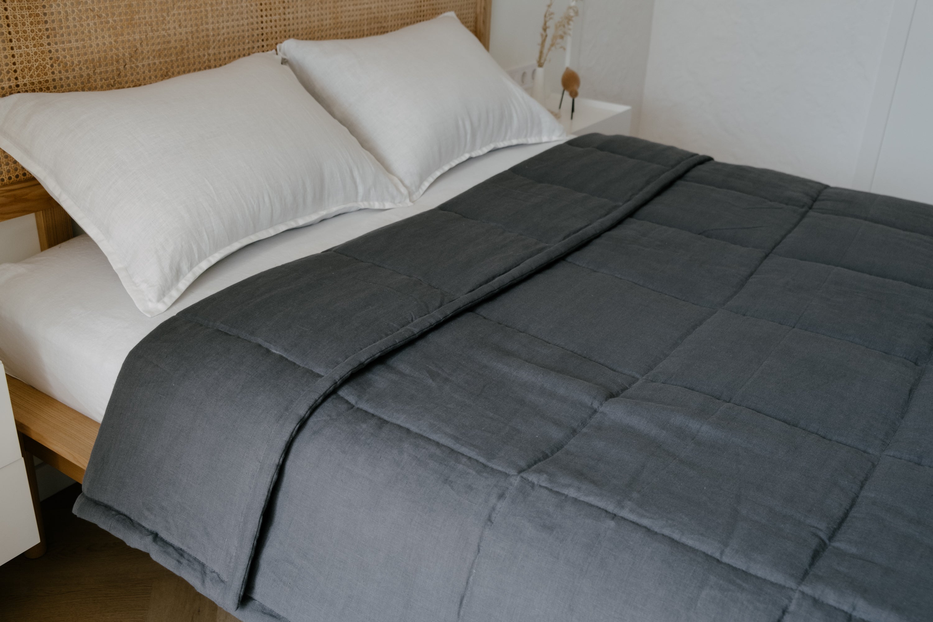 Thick 400gr.m2 Natural Hemp Linen Blanket Graphite Earth Hemp Fiber Filler in Linen Fabric / Hand made