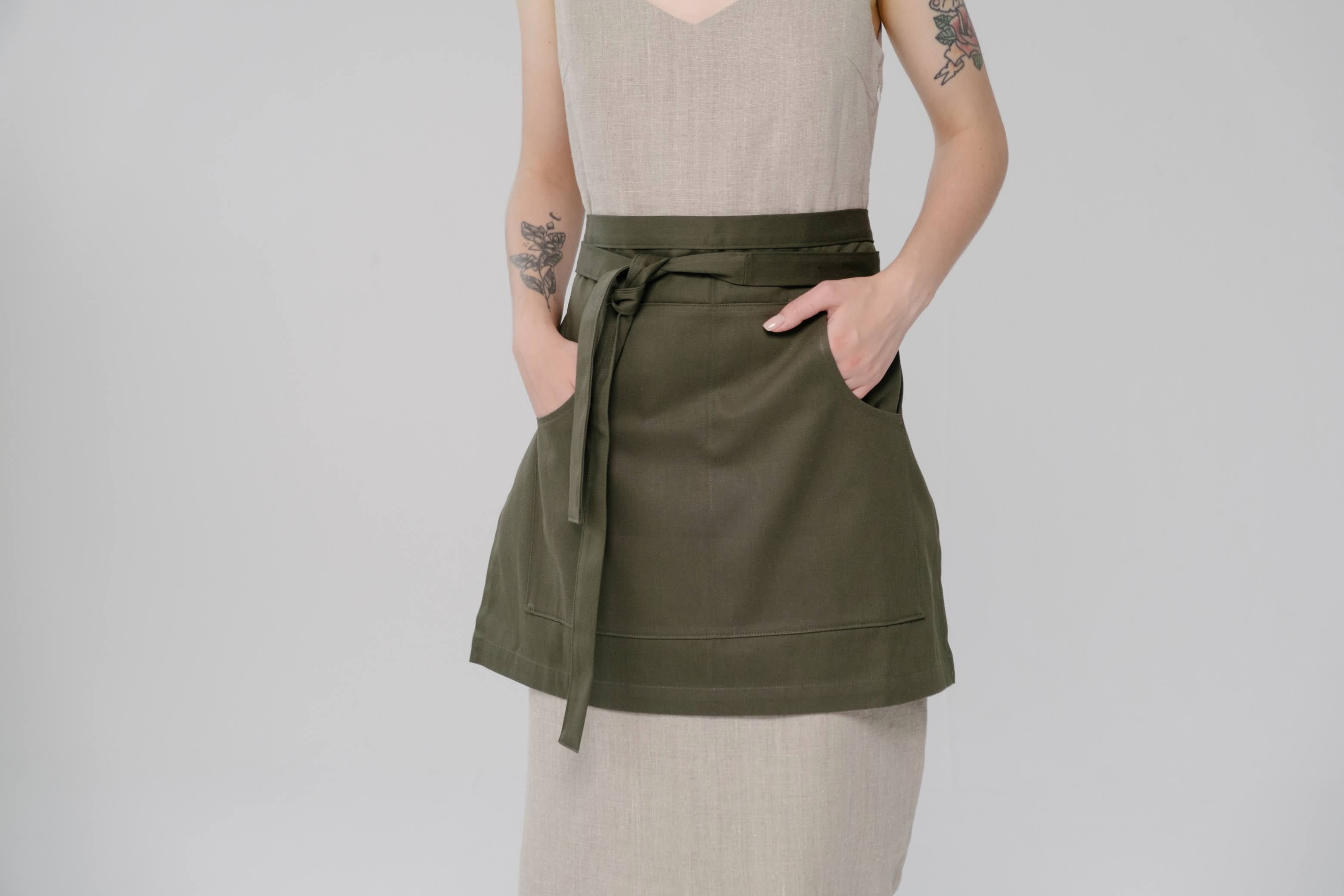 Khaki Cotton Waist Apron, natural bistro apron half apron with pockets Personalized Embroidery Apron for women, men