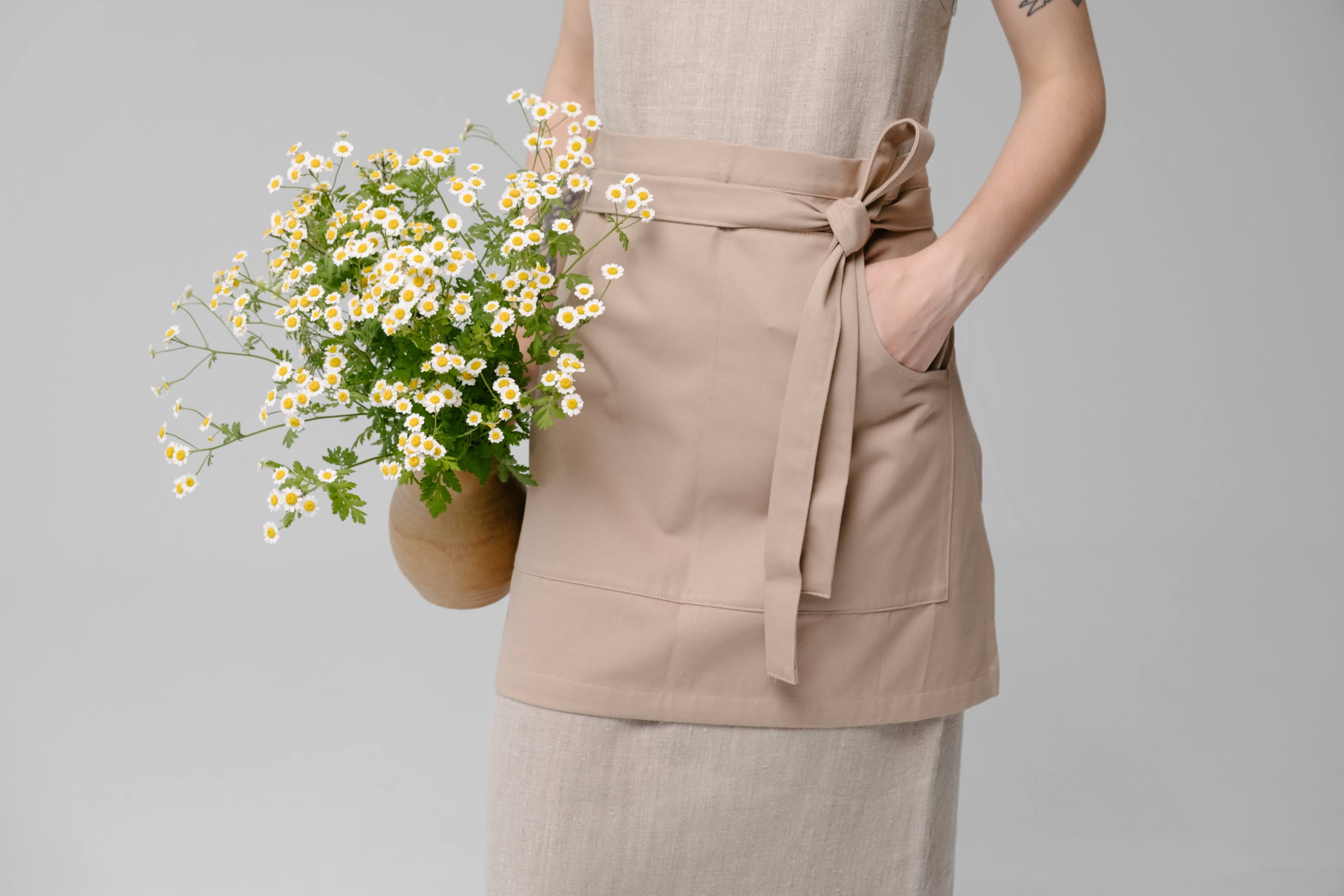 Beige Cotton Waist Apron, natural bistro apron half apron with pockets Personalized Embroidery Apron for women, men