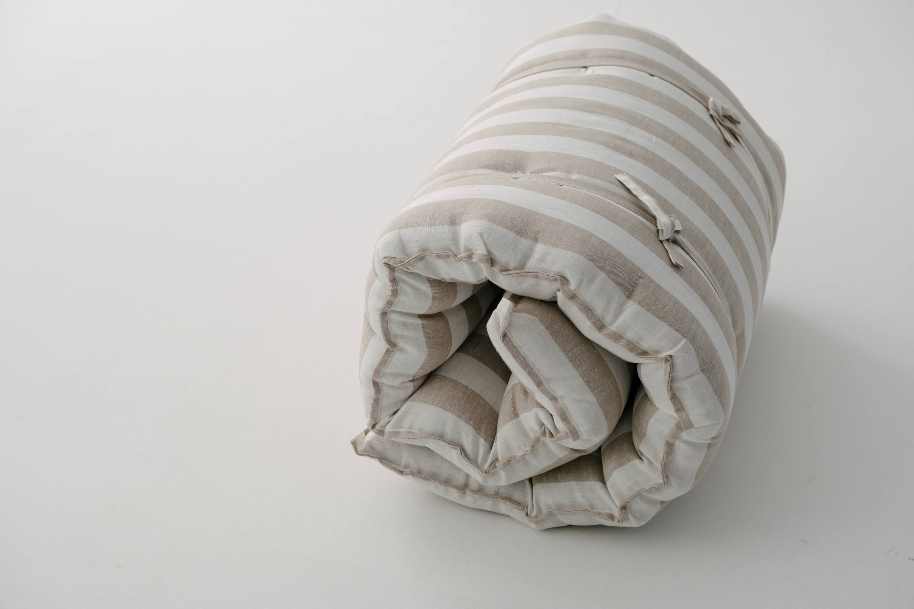 HEMP Linen Topper / Futon / Shikibuton Mat 3” thick filled organic hemp fiber filler in Linen fabric Custom Size Hand made