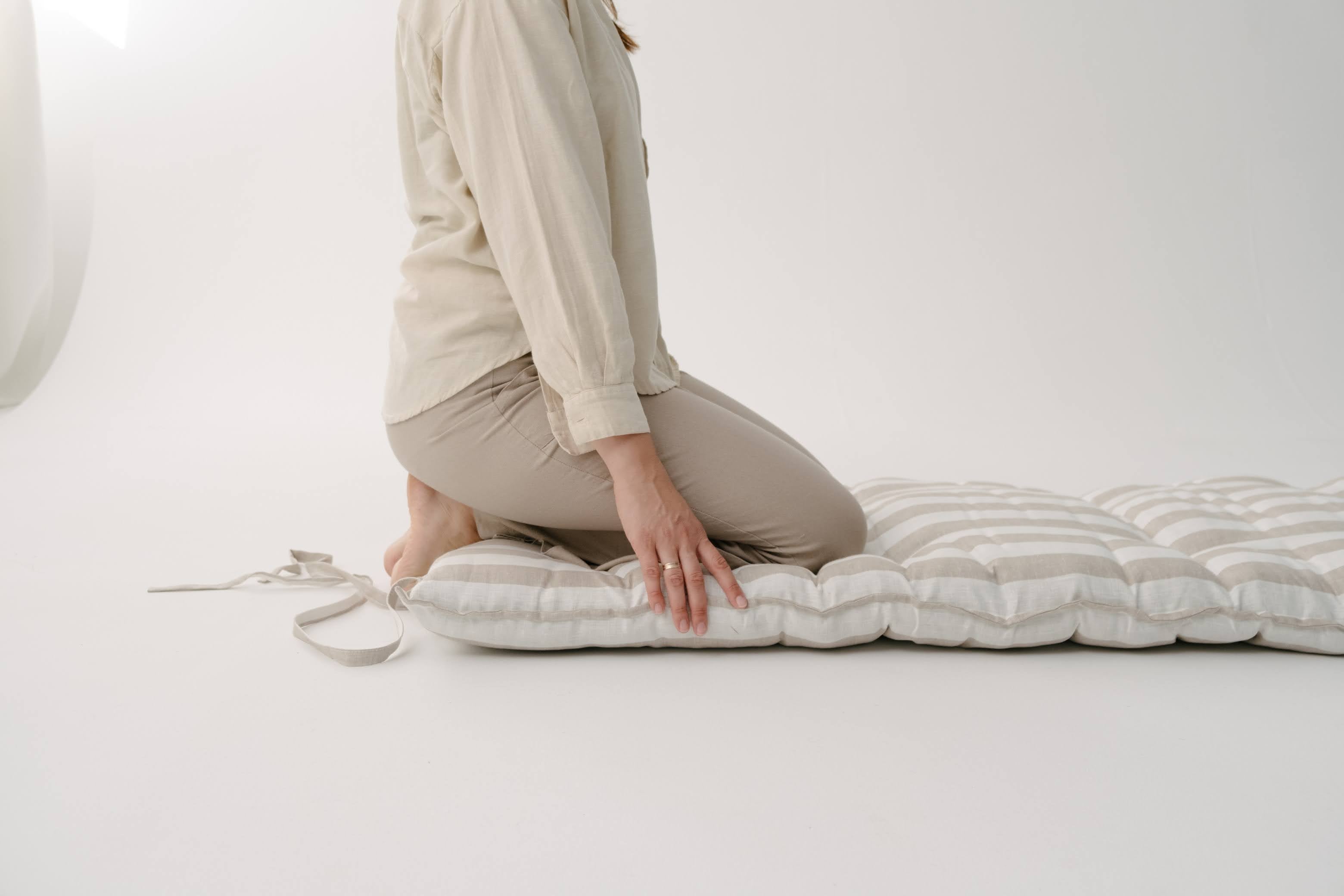 HEMP Linen Topper / Futon / Shikibuton Mat 3” thick filled organic hemp fiber filler in Linen fabric Custom Size Hand made