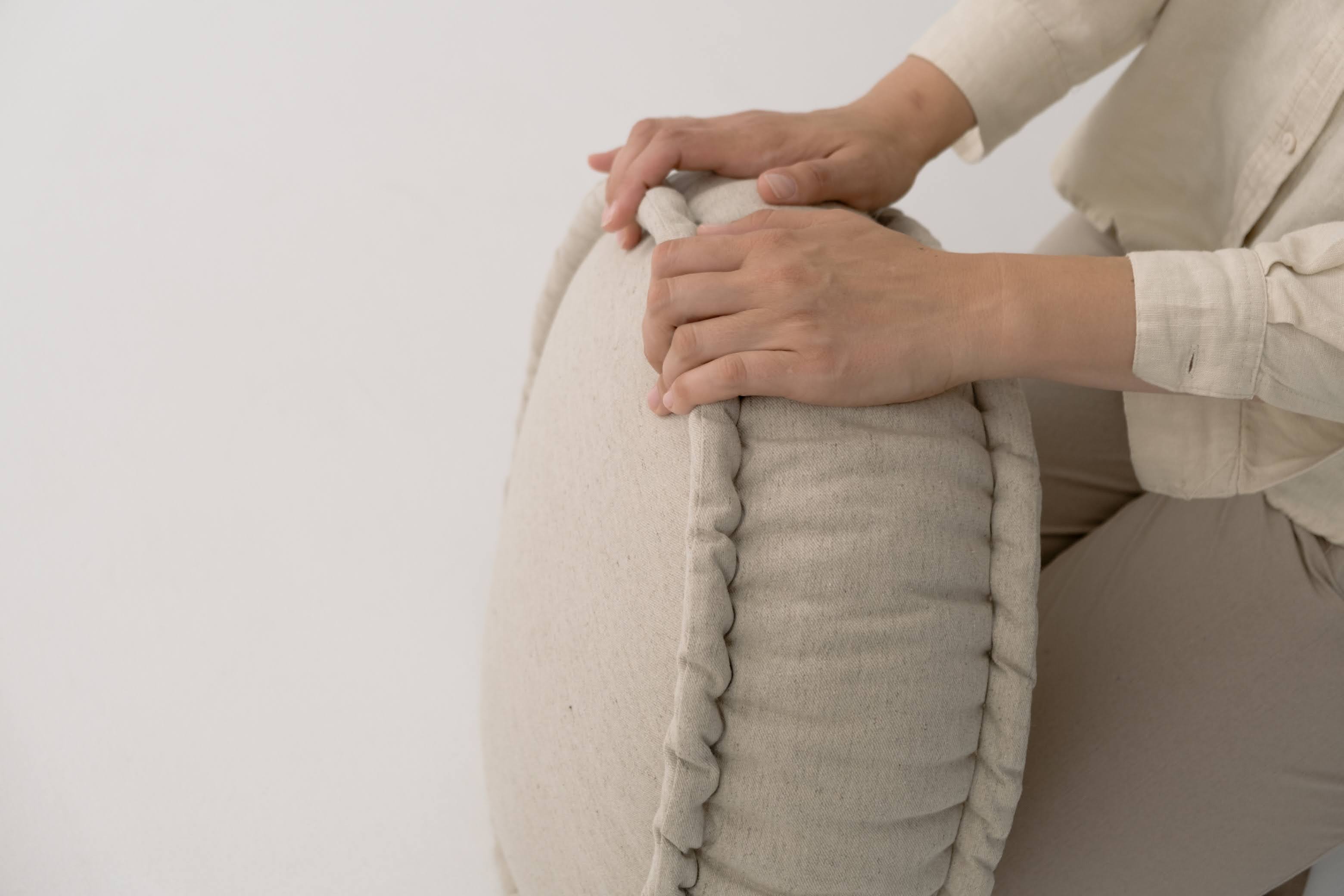 Thick Round Hemp Cushion filled Organic Hemp Fiber in natural Linen fabric Floor cushion Meditation pillow custom made size