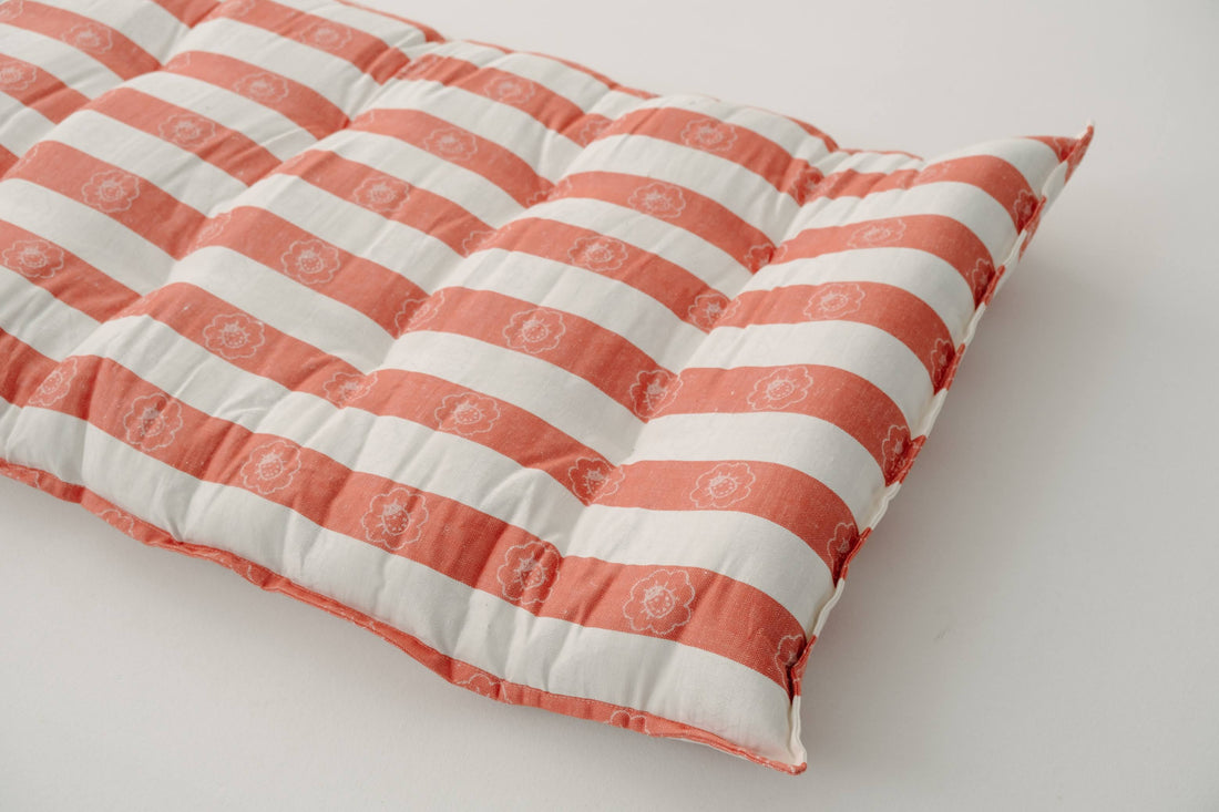 Organic Play mat Crawling mat filled HEMP Fiber in linen fabric playpen Blanky padded