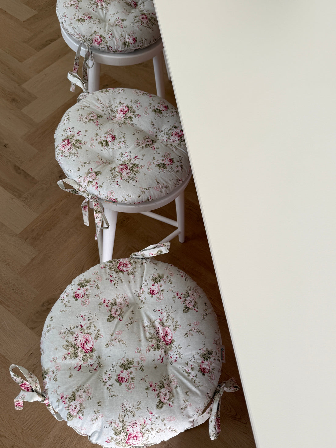 Round Hemp Chair Seat Cushion filled organic Hemp Fiber in small Roses natural cotton fabric Custom Size, Pillow seat (Copy)