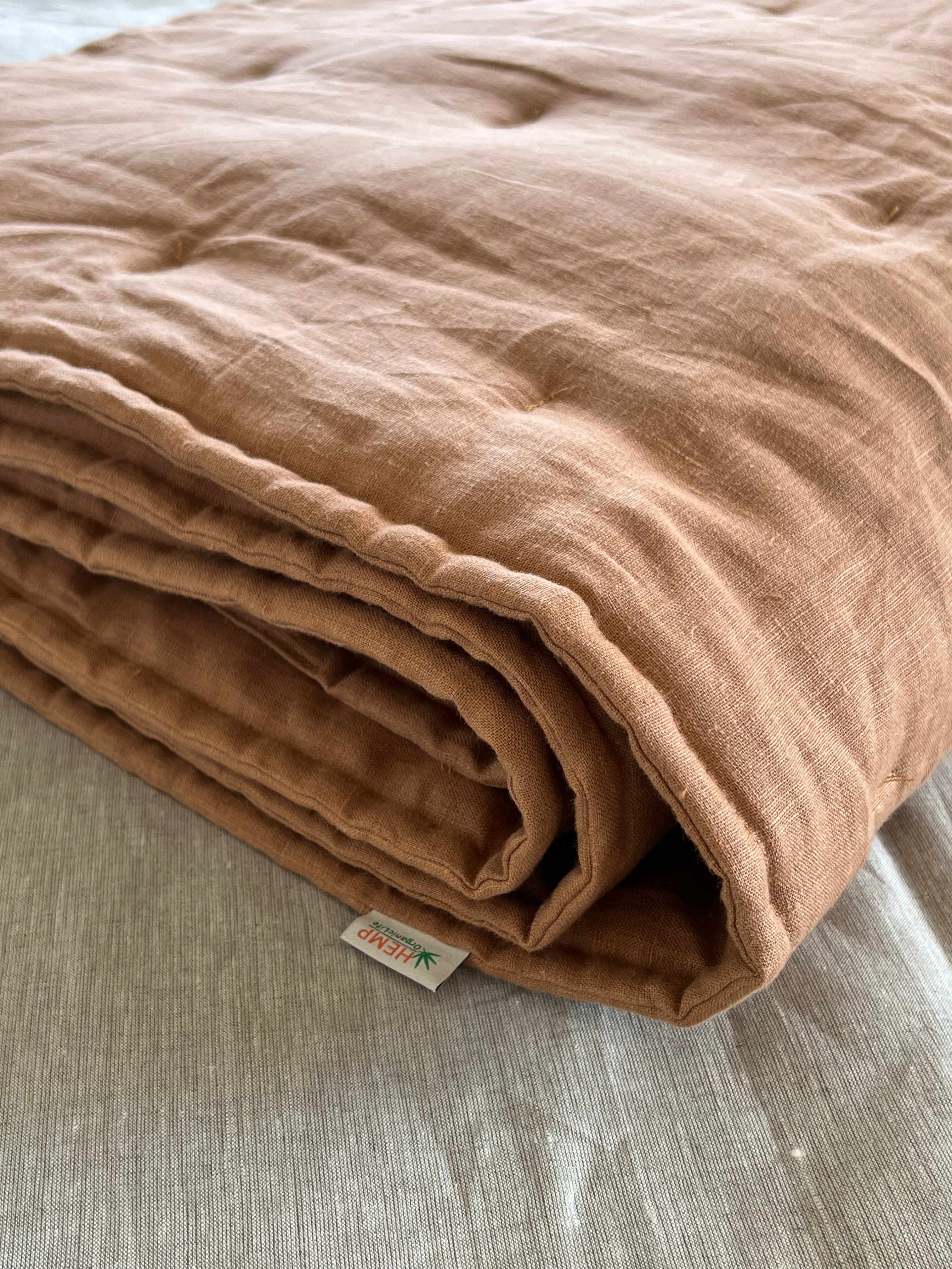 Soft Natural HEMP Linen blanket organic Hemp fiber filling in Natural Linen Fabric Full Twin Queen custom size cozy organic quilted blanket