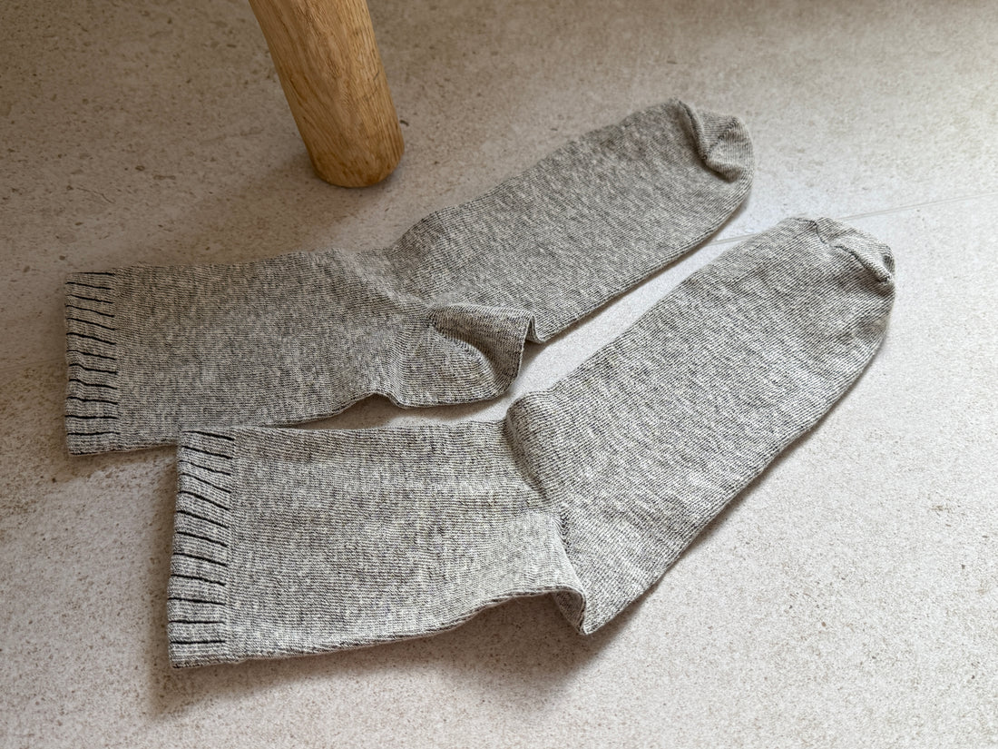 HEMP Socks set of 4 pairs with a loose elastic band Unisex for men / women