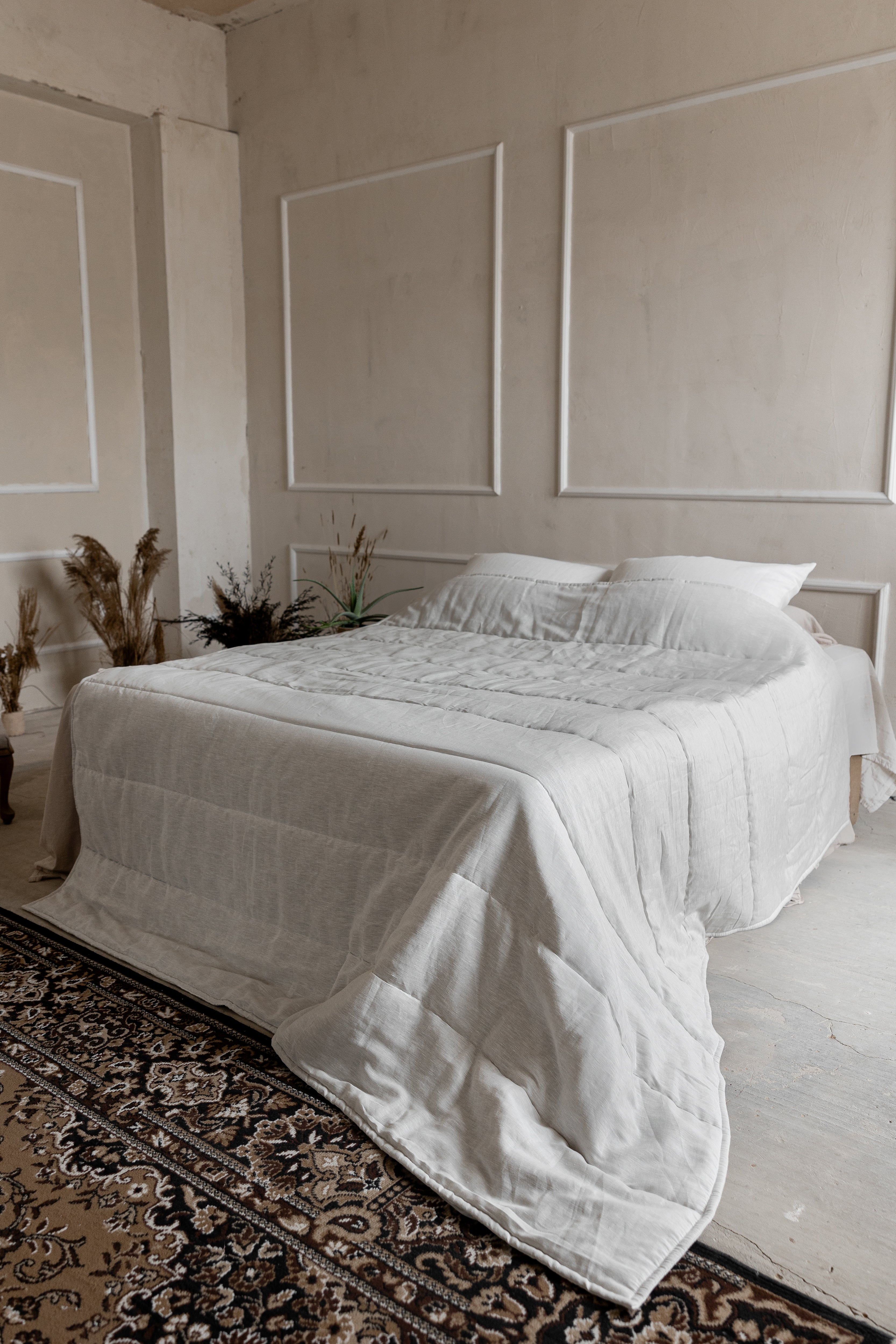 Unique Aloe Linen Hemp Blanket filled organic Hemp Fiber in aloe linen fabric Full Queen King Custom Size Hand Made off-white color
