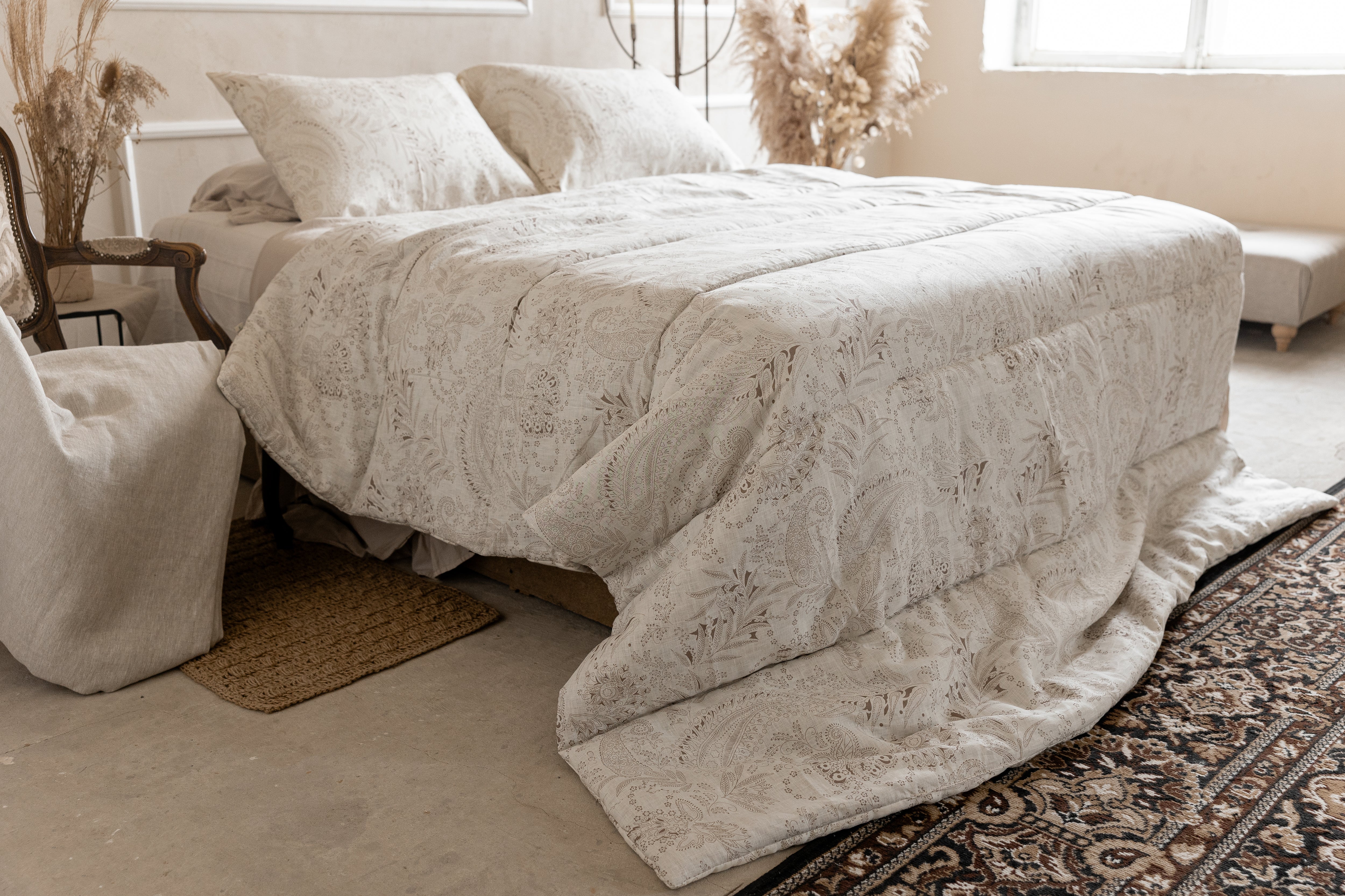 Special listing for Dave Provencher one 85.5"x102" hemp blanket in "Monogram" linen in 200g/m2