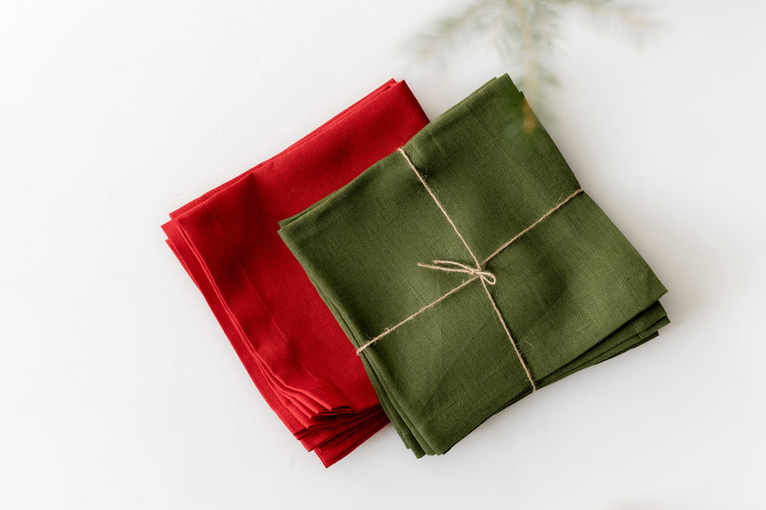 Christmas Napkins set of 4 pcs Linen Napkins Red / Green Custom order napkins Cloth napkins set Table linens Christmas Gift gift for her