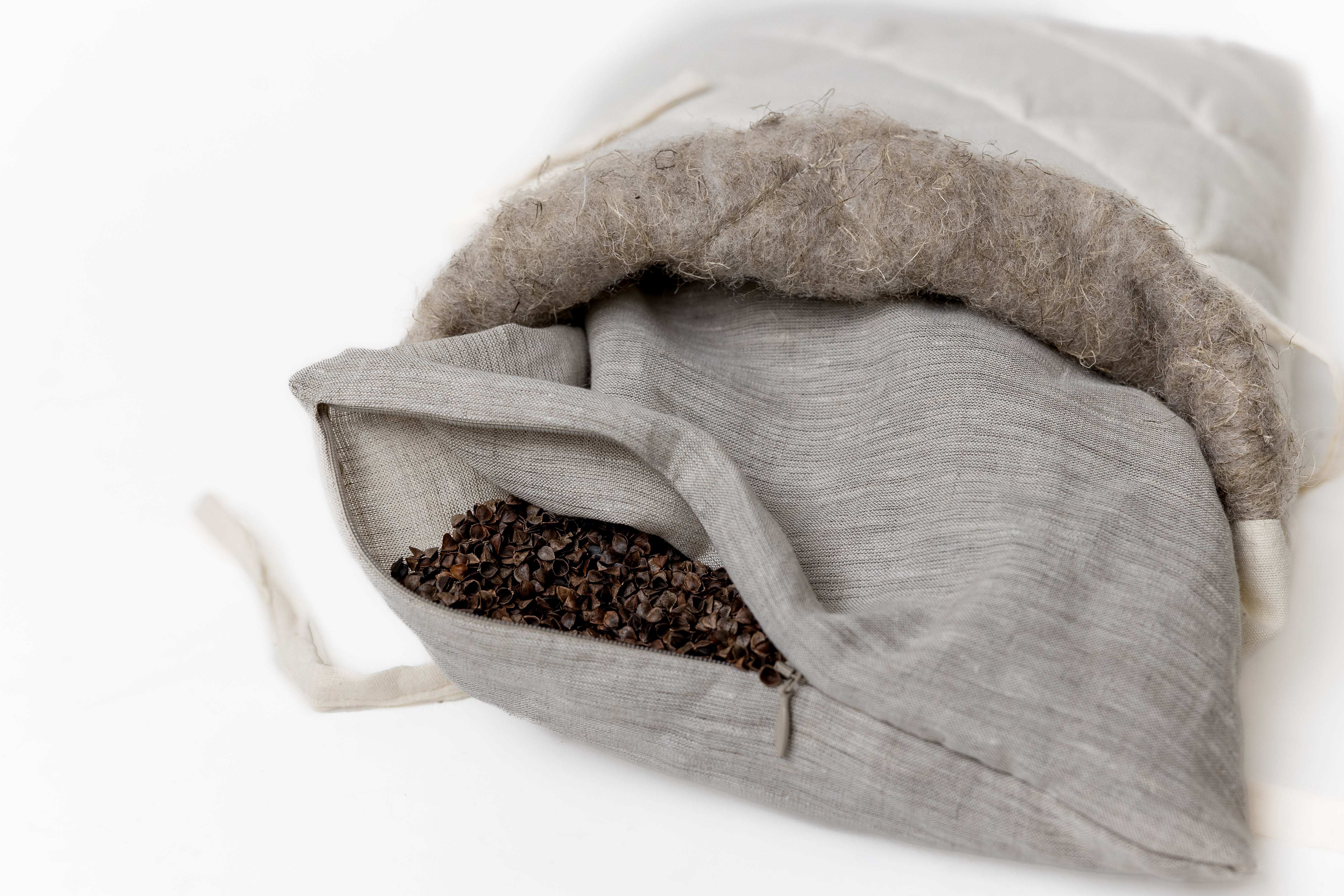 Breathable Hemp Buckwheat Hulls Pillow Hemp Undyed Fabric organic Buckwheat Hulls + Hemp Fiber Eco friendly for sleep