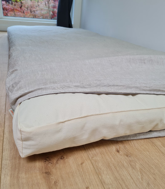 Special listing for RICHARD NEGEM one hemp futon 160 x 200 cm, one mattress pad like a fitted sheet and one outer zippered cover in natural undyed linen fabric in grey shade