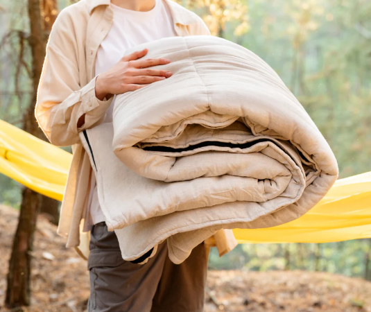 Special listing for Dylan Pullis one floor topper, one Sleeping Bag and one Sleeping Bag Liner