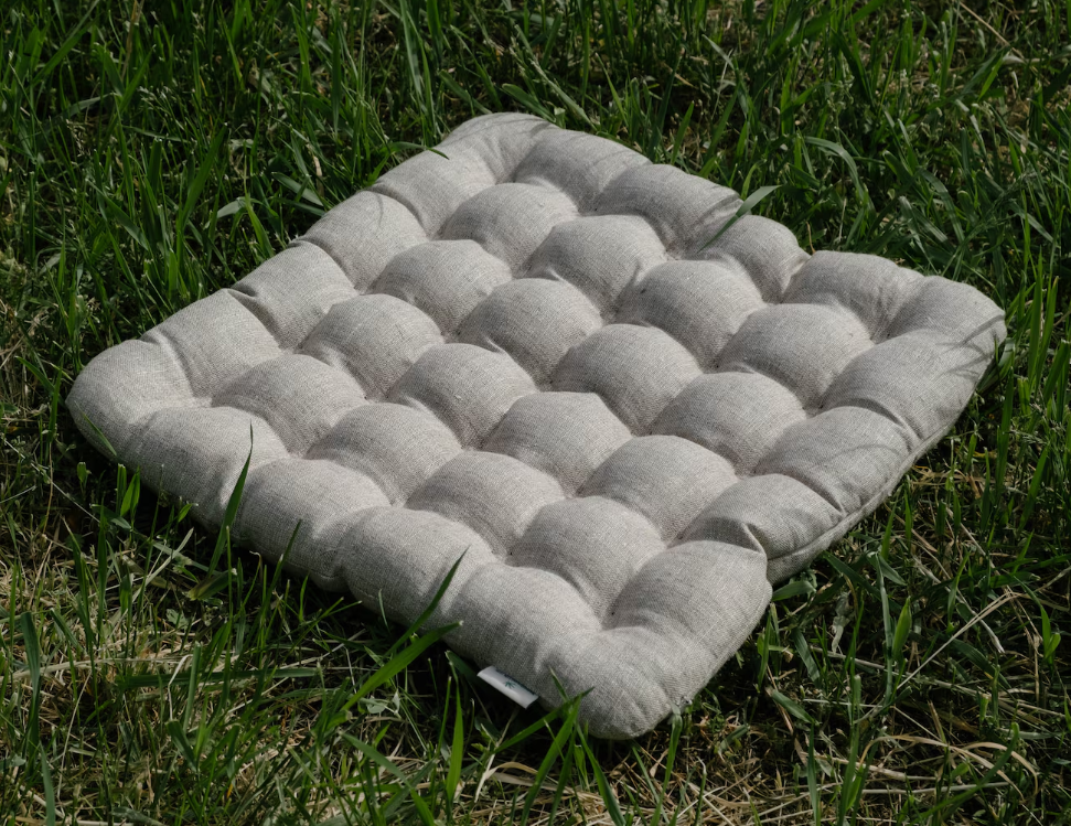 Special listing for Magda meditation cushion set