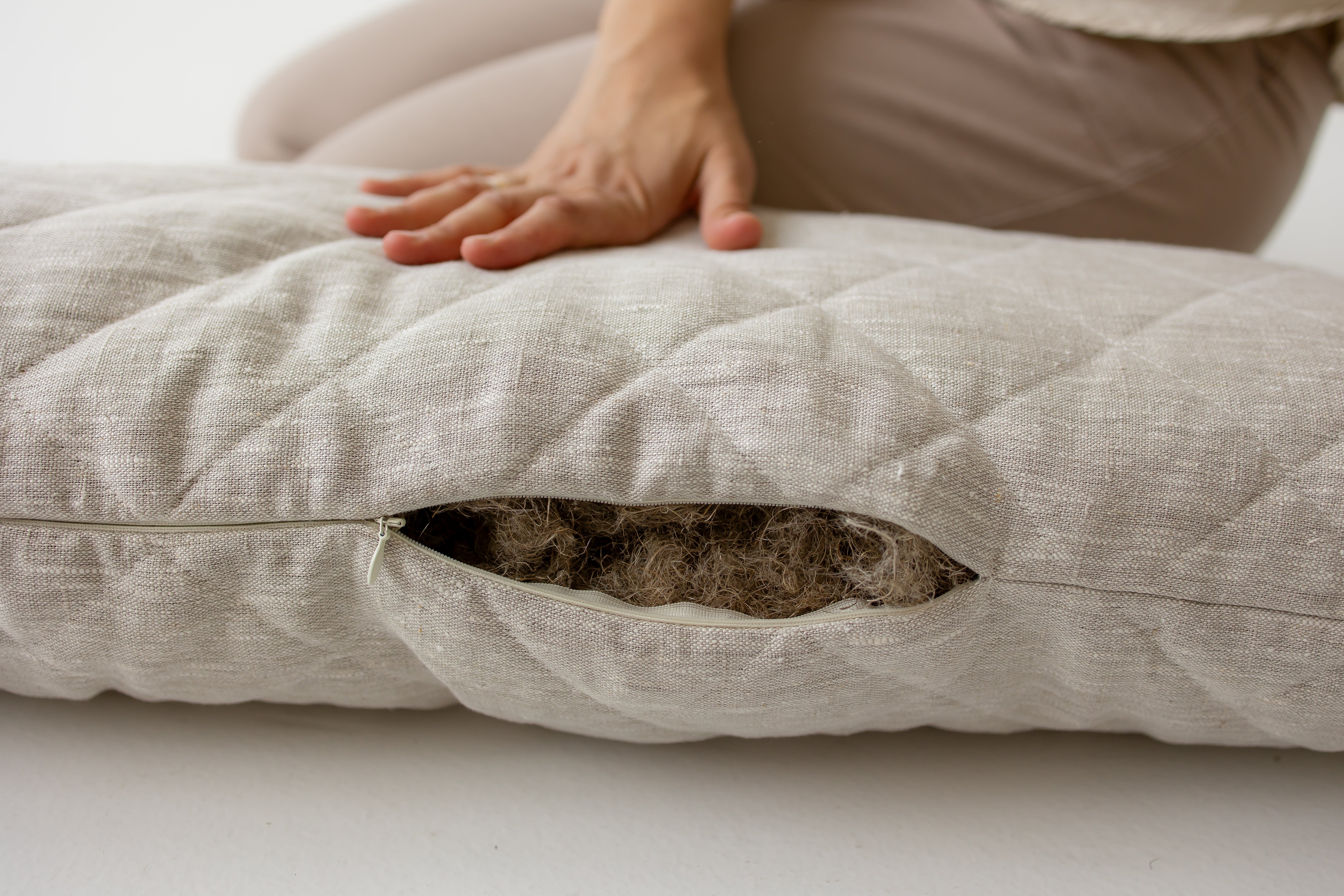 Quilted Hemp Body Pillow Filled Breathable Hemp Fiber Filler in Natural Linen Fabric / Side Sleeper Support Pillow with regulation height