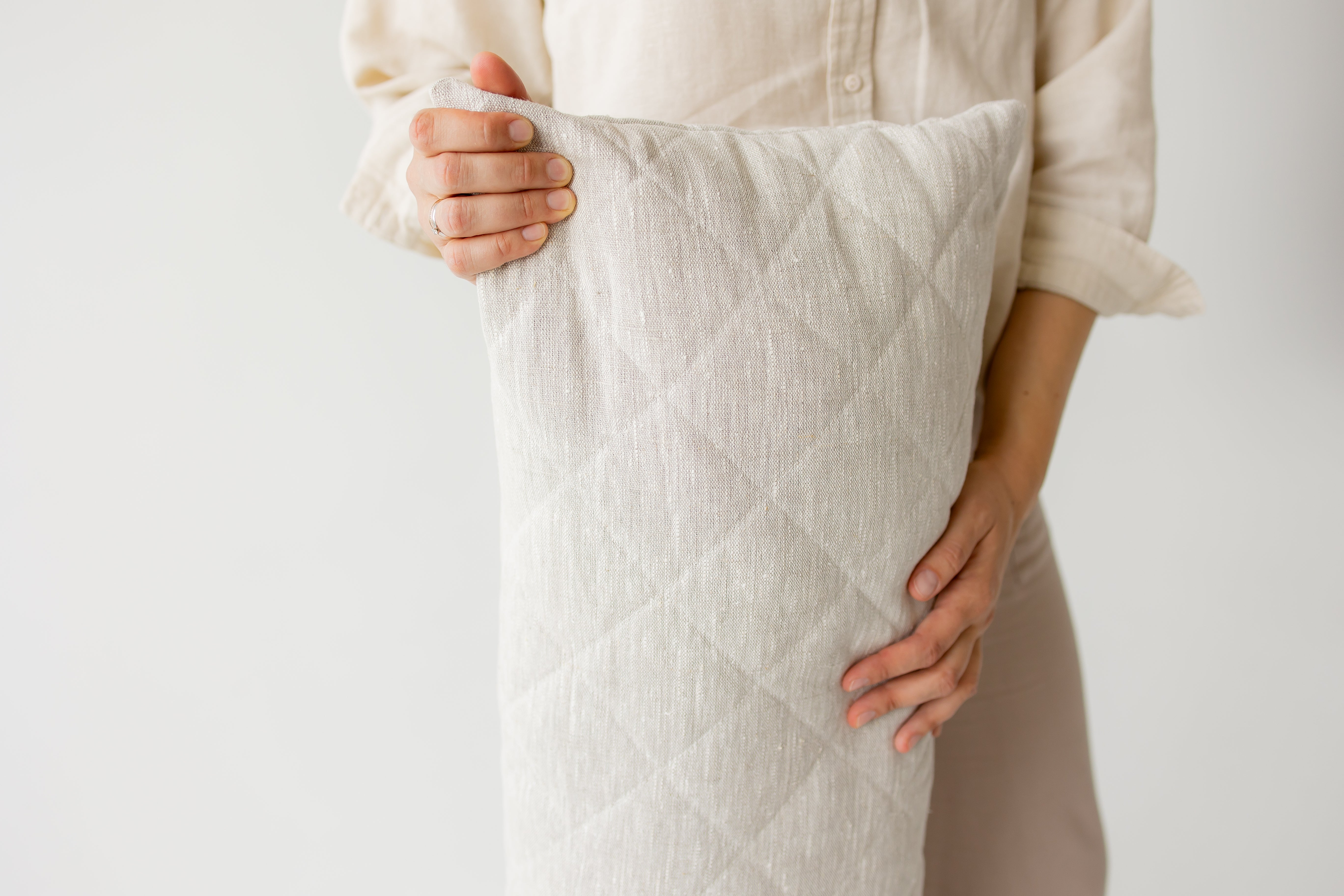 Quilted Hemp Body Pillow Filled Breathable Hemp Fiber Filler in Natural Linen Fabric / Side Sleeper Support Pillow with regulation height