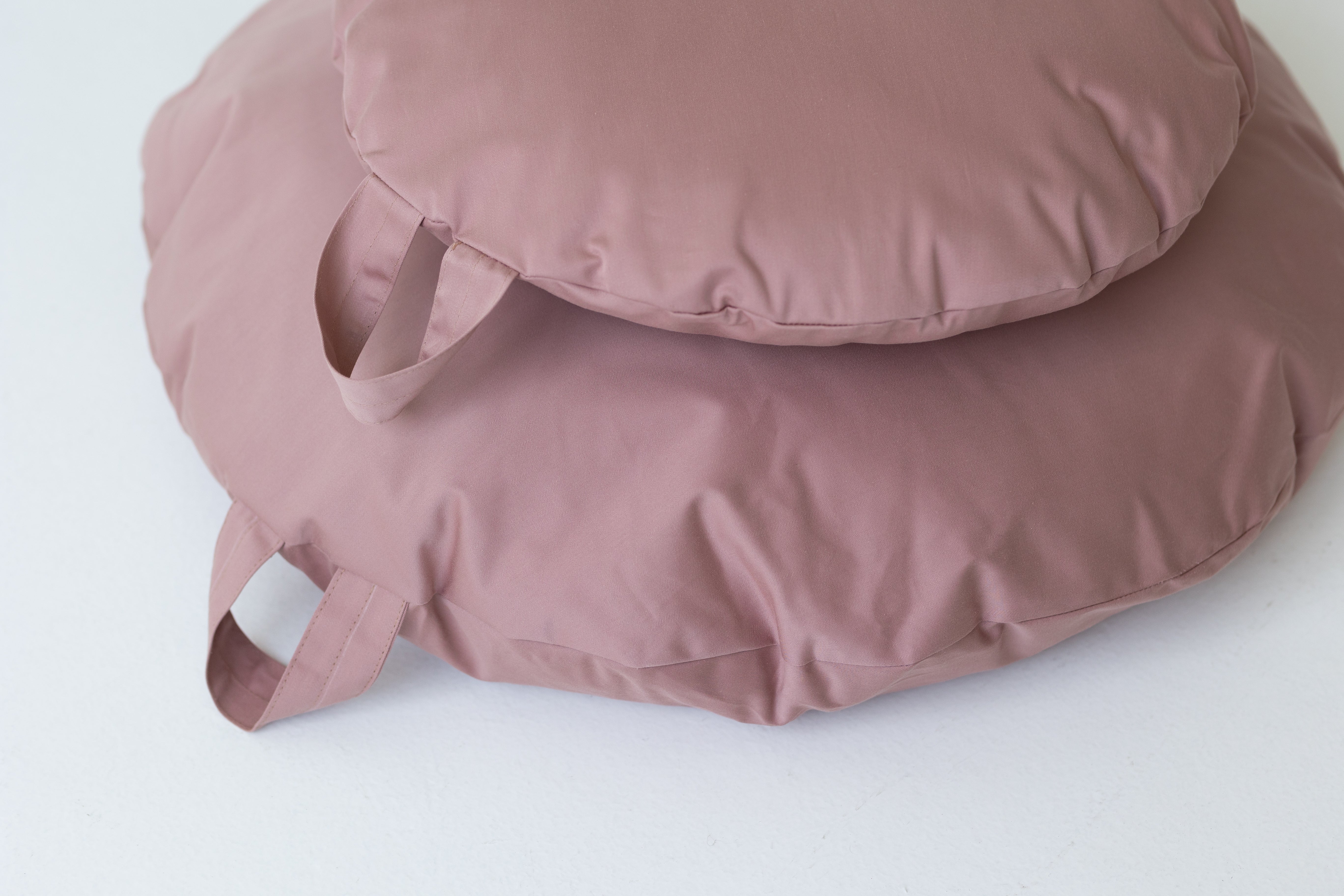 Round Hemp Cushion with Hemp fiber filling / Removable Cover + handle natural Cotton fabric Eco Yoga Floor pillow Custom made Sitting pad