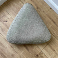 Triangular Linen floor cushion filled Buckwheat hulls /Organic Meditation cushion/ pillow seat/Meditation pillow for Yoga studio