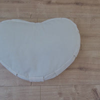 Heart-shaped floor cushion filled Buckwheat hulls in natural undyed cotton fabric/Organic cushion/Meditation pillow for Yoga studio