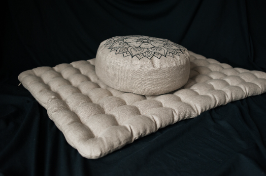 Embroidery Meditation Set Zafu & Zabuton with Buckwheat hulls Mandala Linen Floor cushions Meditation pillow pouf PillowSeat Yoga