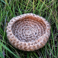 Organic soap-dish Hemp 100%, hand knit soap dish / All natural / Hemp soap - dish/ eco-friendly / Soap box/ Hemp/ Hemp cord