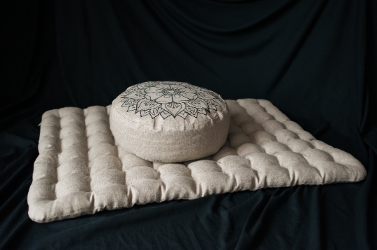 Embroidery Meditation Set Zafu & Zabuton with Buckwheat hulls Mandala Linen Floor cushions Meditation pillow pouf PillowSeat Yoga