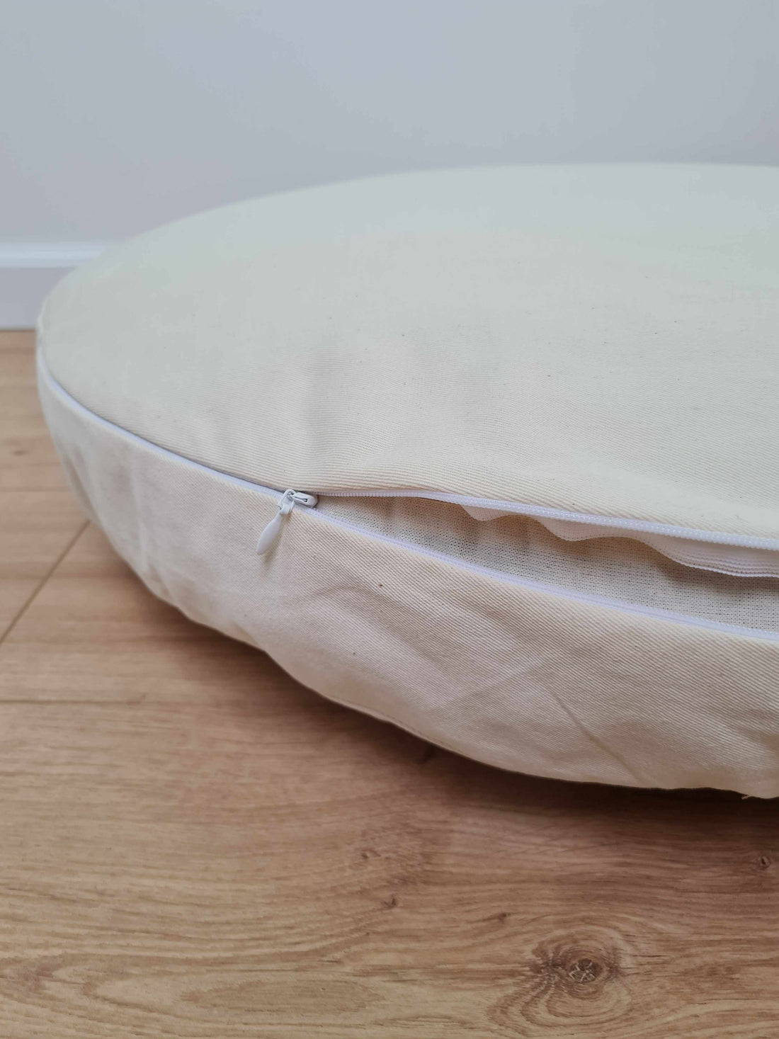 Round Hemp cotton cushion with removable cover Hemp fiber filling in cotton fabric with cotton non-dyed cover Floor cushion custom made size