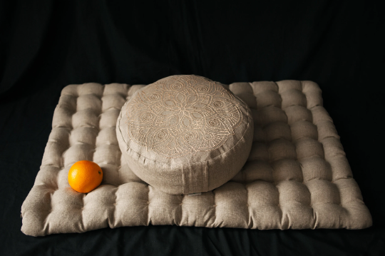 Embroidery Meditation Set Zafu & Zabuton with Buckwheat hulls Mandala Linen Floor cushions Meditation pillow pouf PillowSeat Yoga