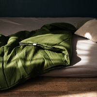 HEMP Sleeping bag "Forest Green" organic hemp fiber filling in natural linen fabric