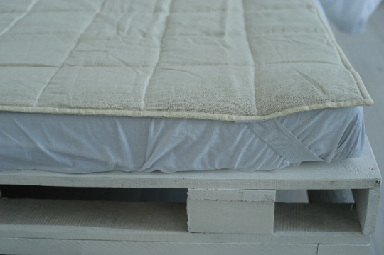 Hemp Linen Mattress Pad cover as fitted sheet filled organic Hemp Fibe –  HempOrganicLife